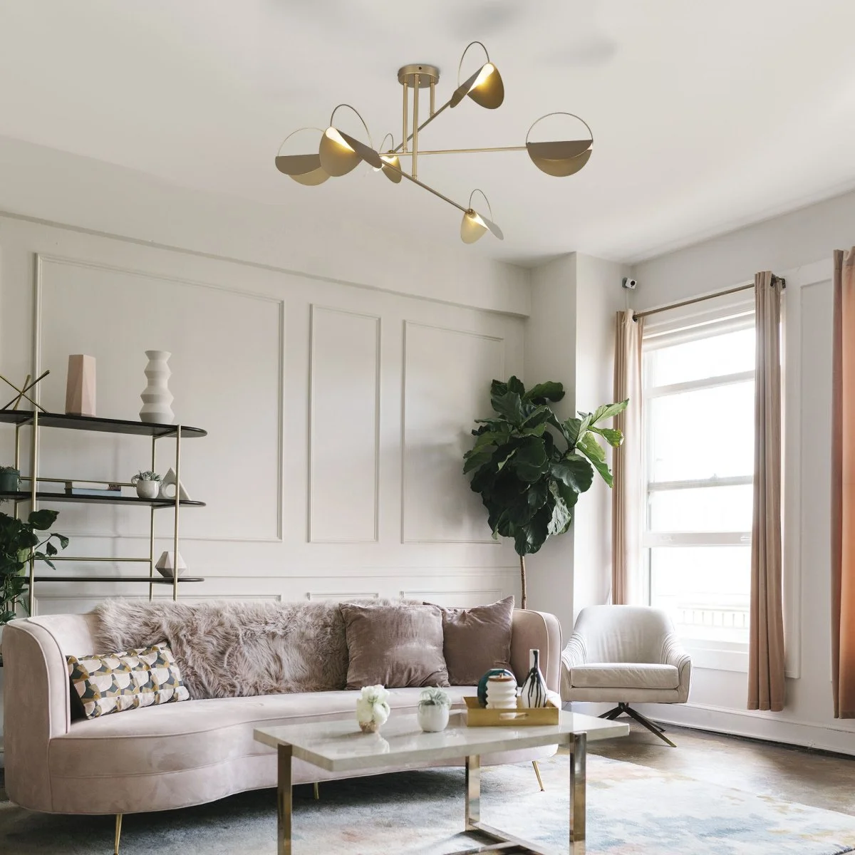 картинка Потолочный светильник 70148/6 золото