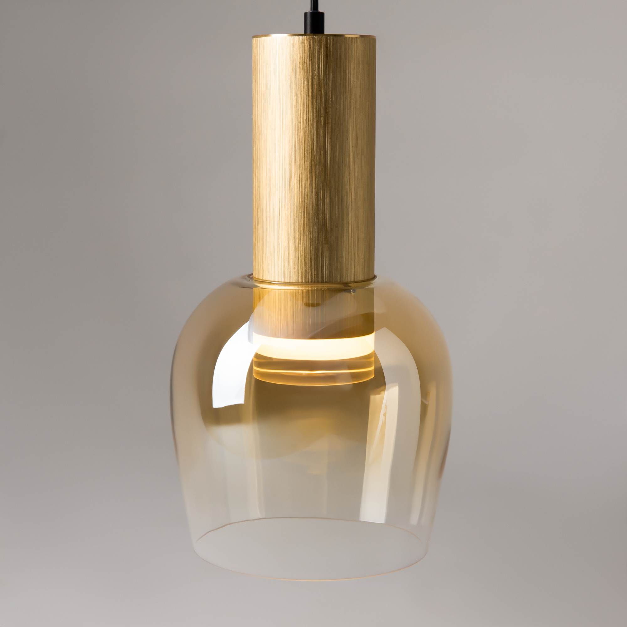 картинка Подвесной светильник Maytoni MOD414PL-L7G3K