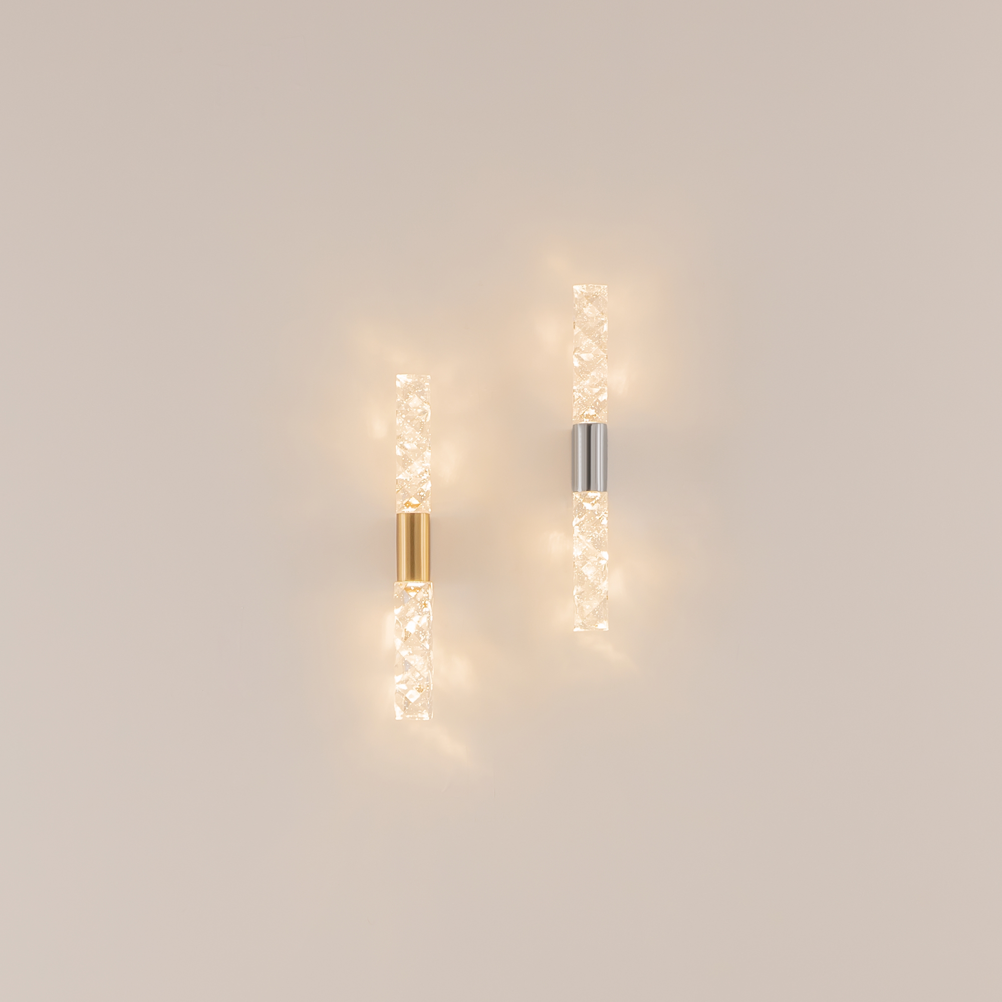 картинка Настенный светильник (бра) Maytoni MOD328WL-L5CH3K