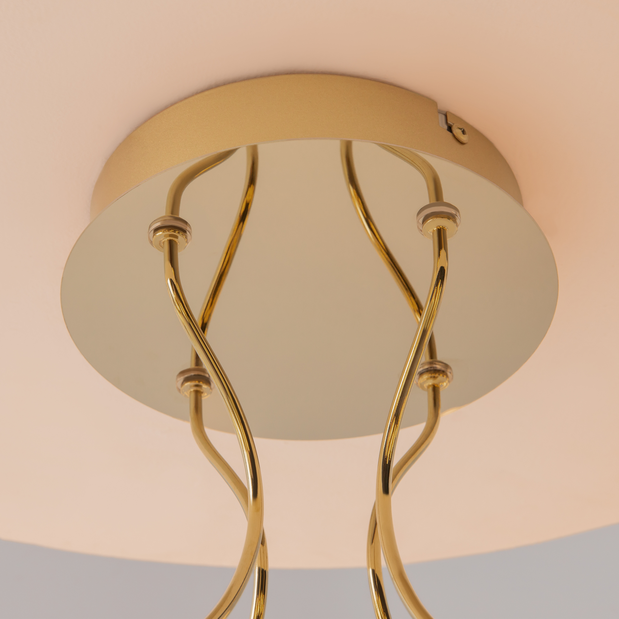 картинка Потолочный светильник Maytoni MOD081CL-L48G3K