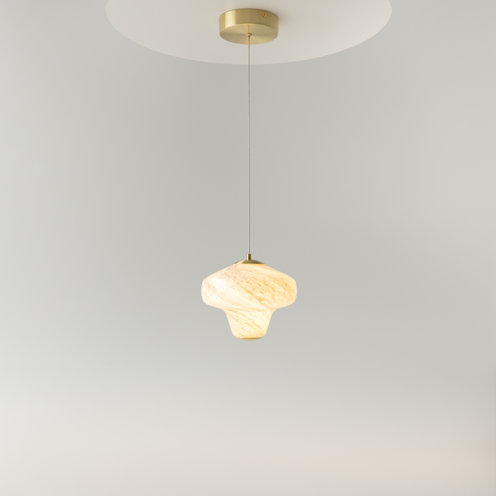 картинка Подвесной светильник Maytoni MOD359PL-L6BS3K