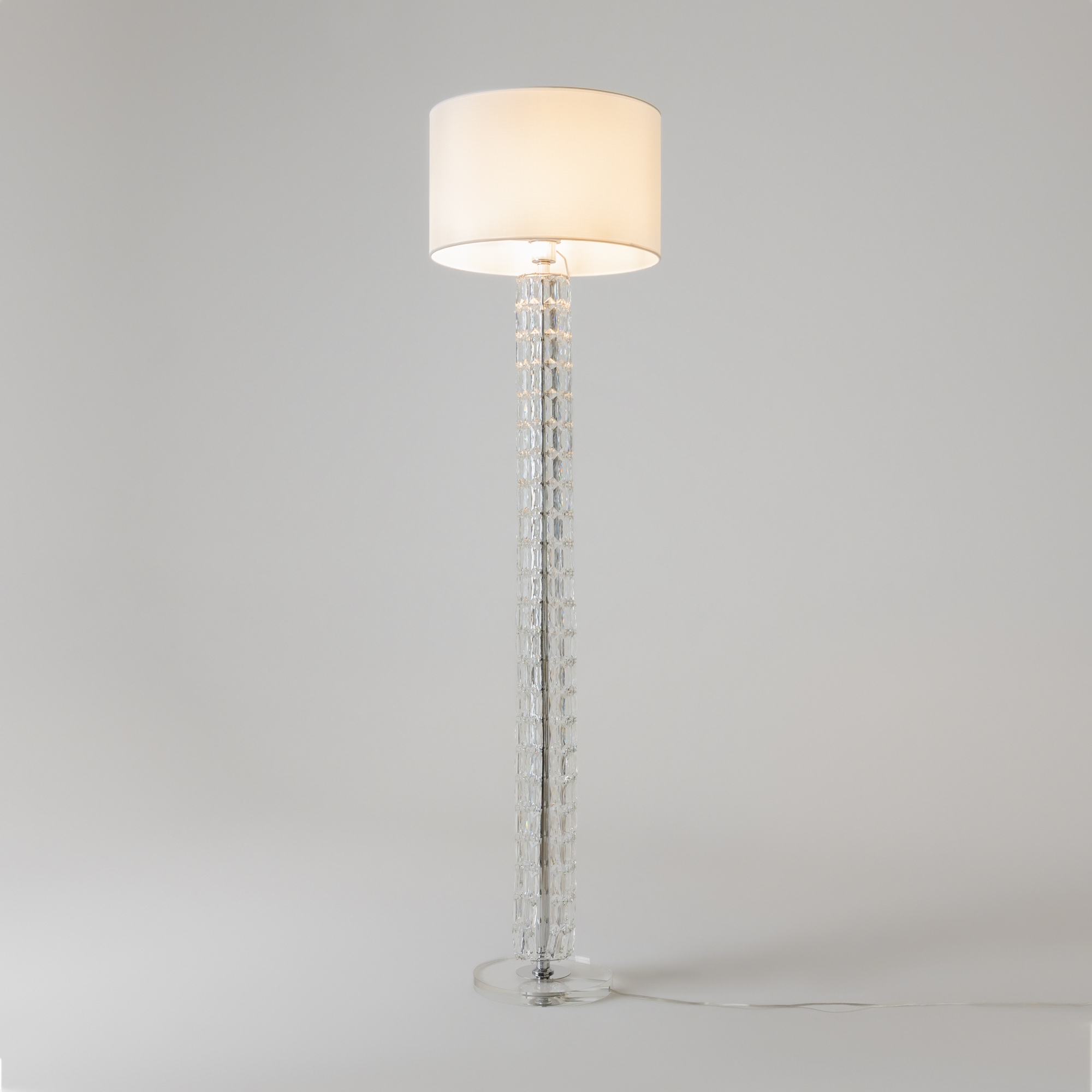 картинка Напольный светильник (торшер) Maytoni DIA008FL-01CH