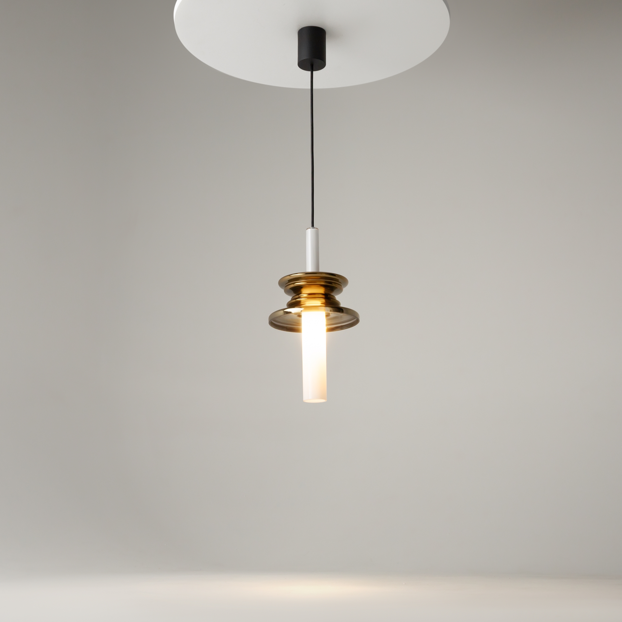 картинка Подвесной светильник Maytoni MOD255PL-01B3