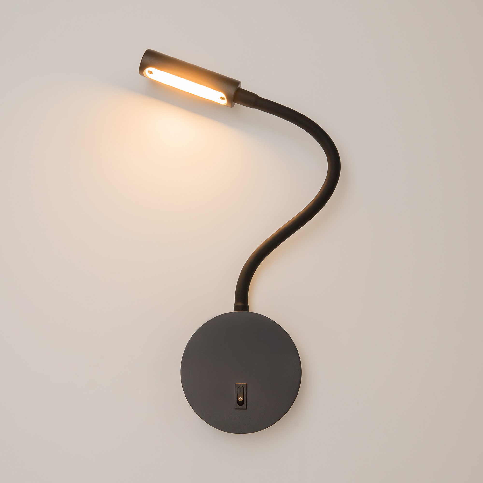 картинка Настенный светильник (бра) Technical C035WL-L3B3K