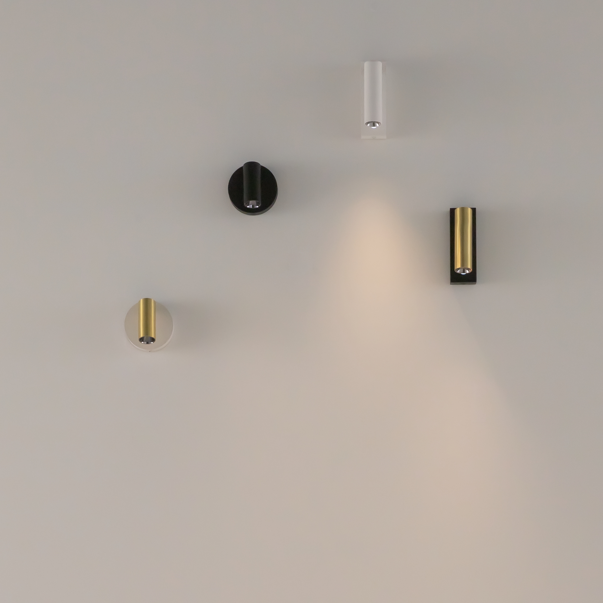 картинка Настенный светильник (бра) Technical C078WL-L3BBS3K