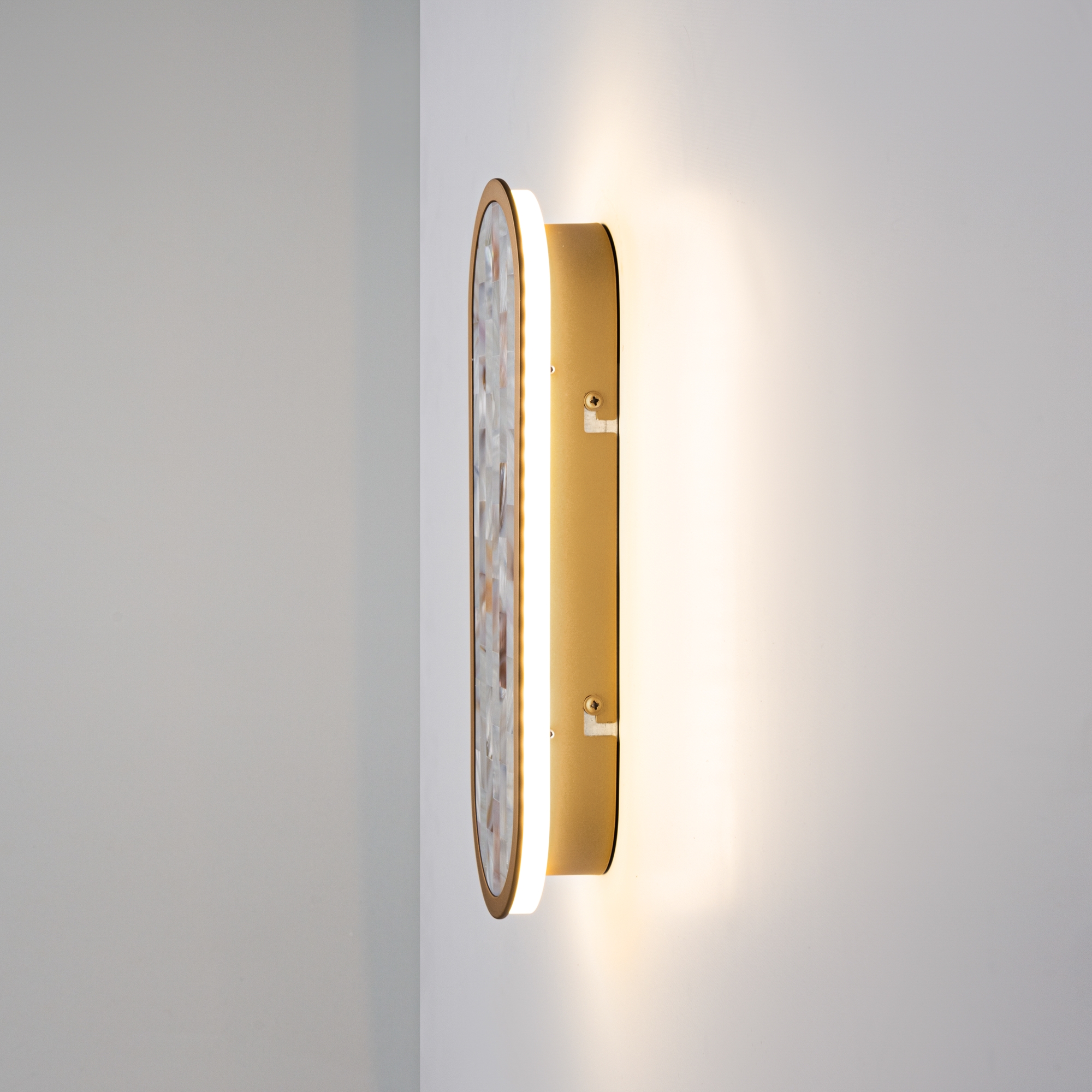 картинка Настенный светильник (бра) Maytoni MOD429WL-L15BSK