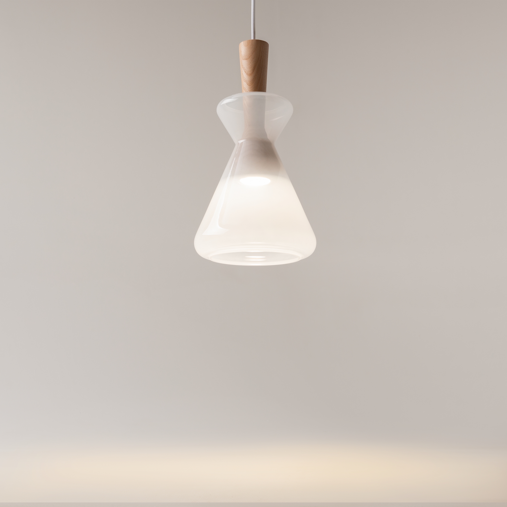 картинка Подвесной светильник Maytoni MOD405PL-01W2