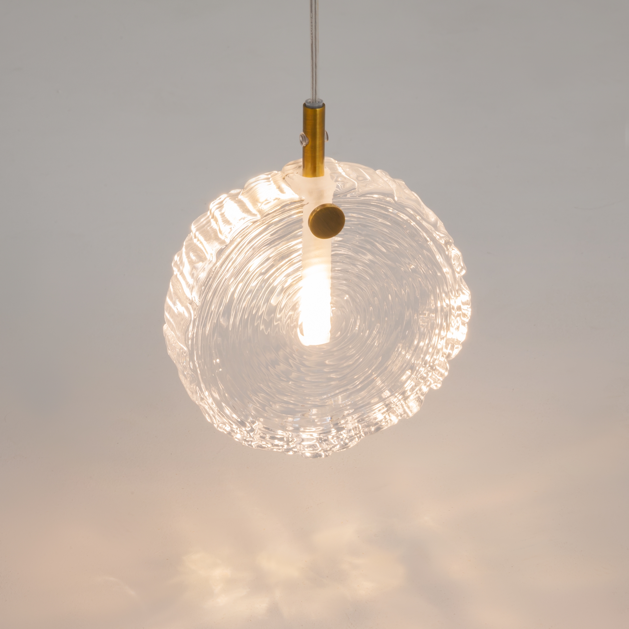 картинка Подвесной светильник Maytoni MOD254PL-01BS