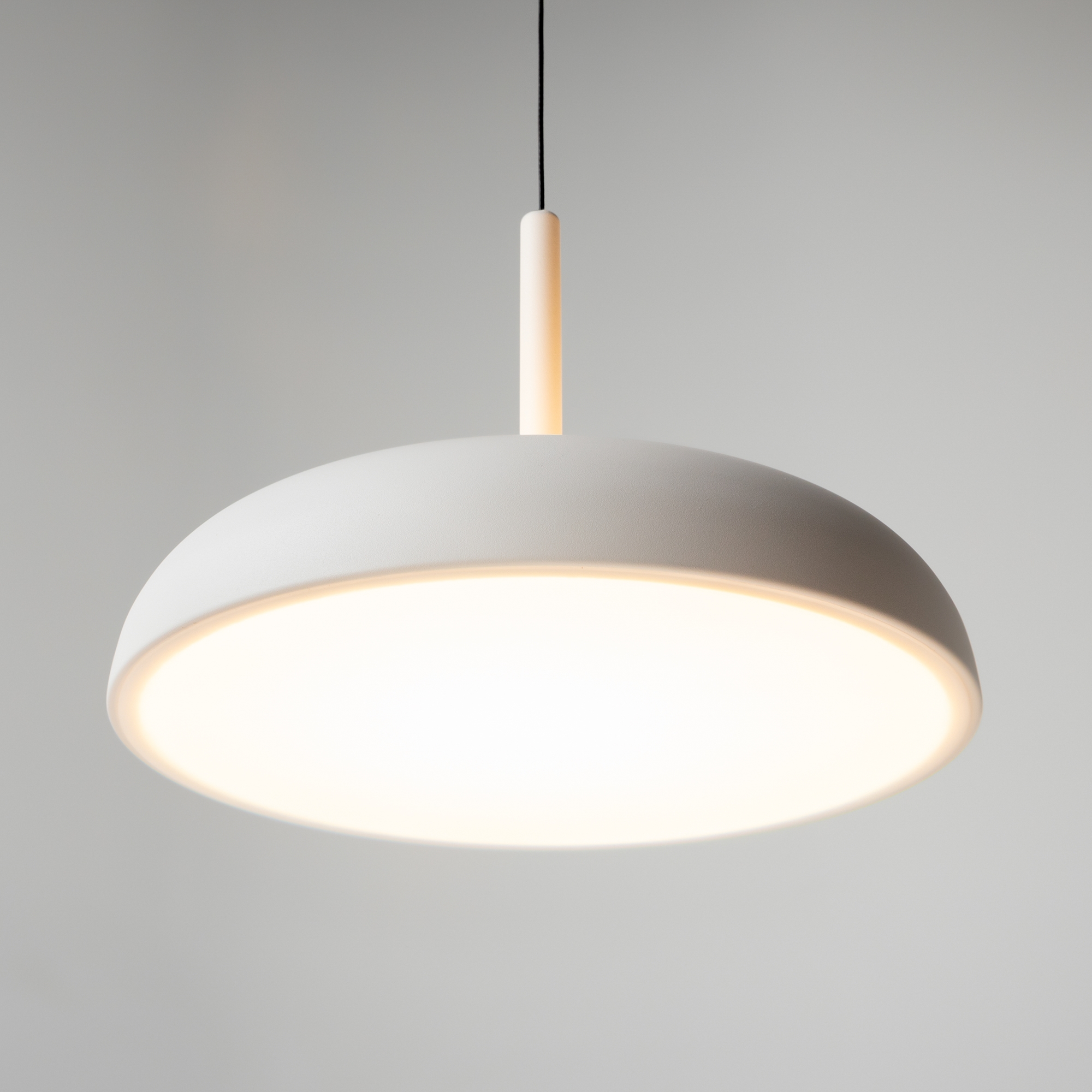 картинка Подвесной светильник Maytoni MOD189PL-L30W3K