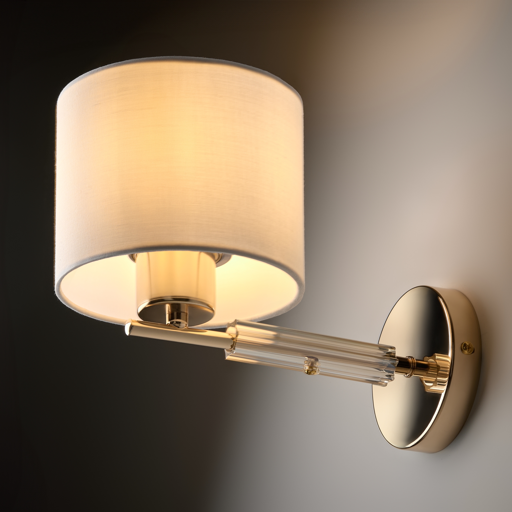 картинка Настенный светильник (бра) Freya FR5386WL-01G