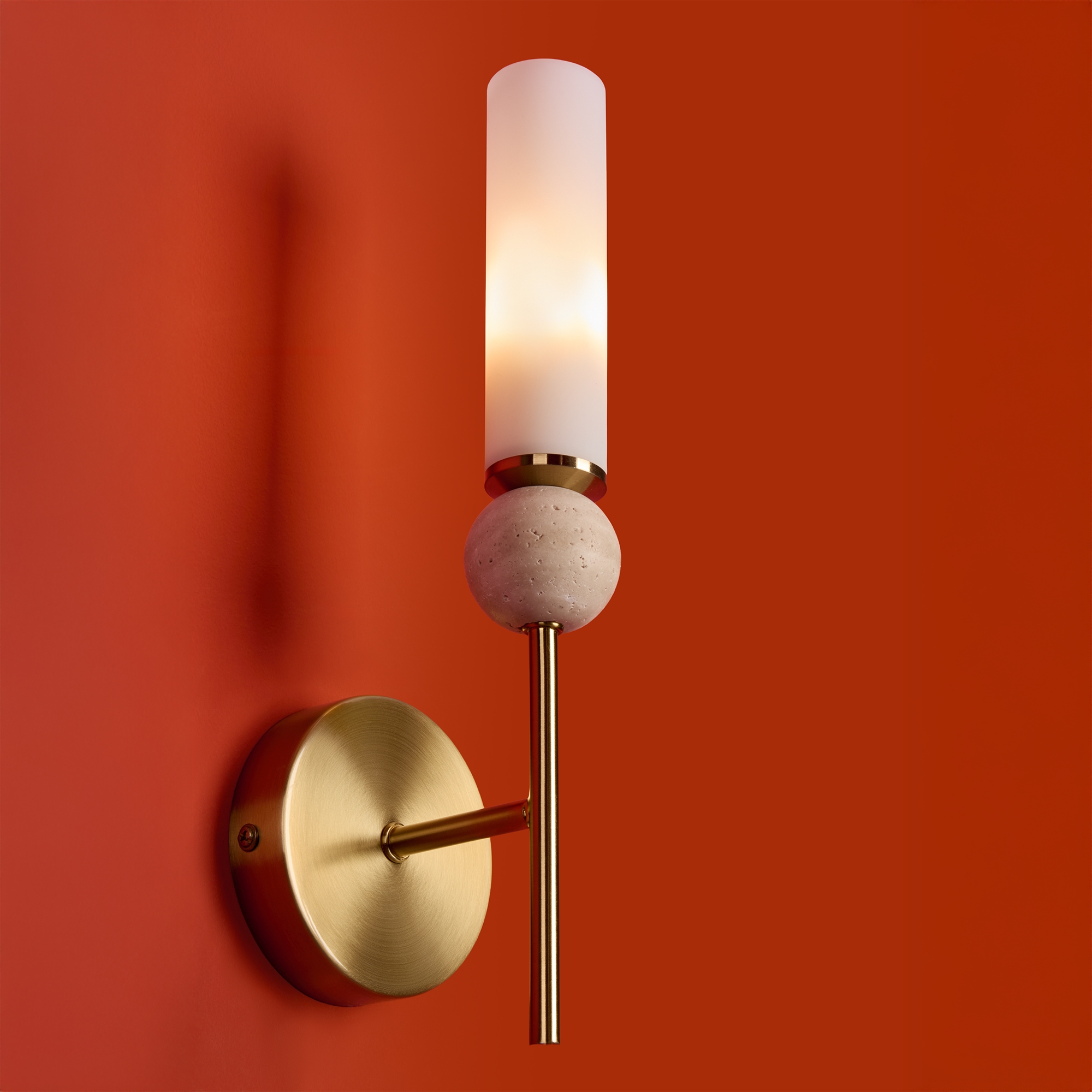 картинка Настенный светильник (бра) Freya FR5482WL-01BS