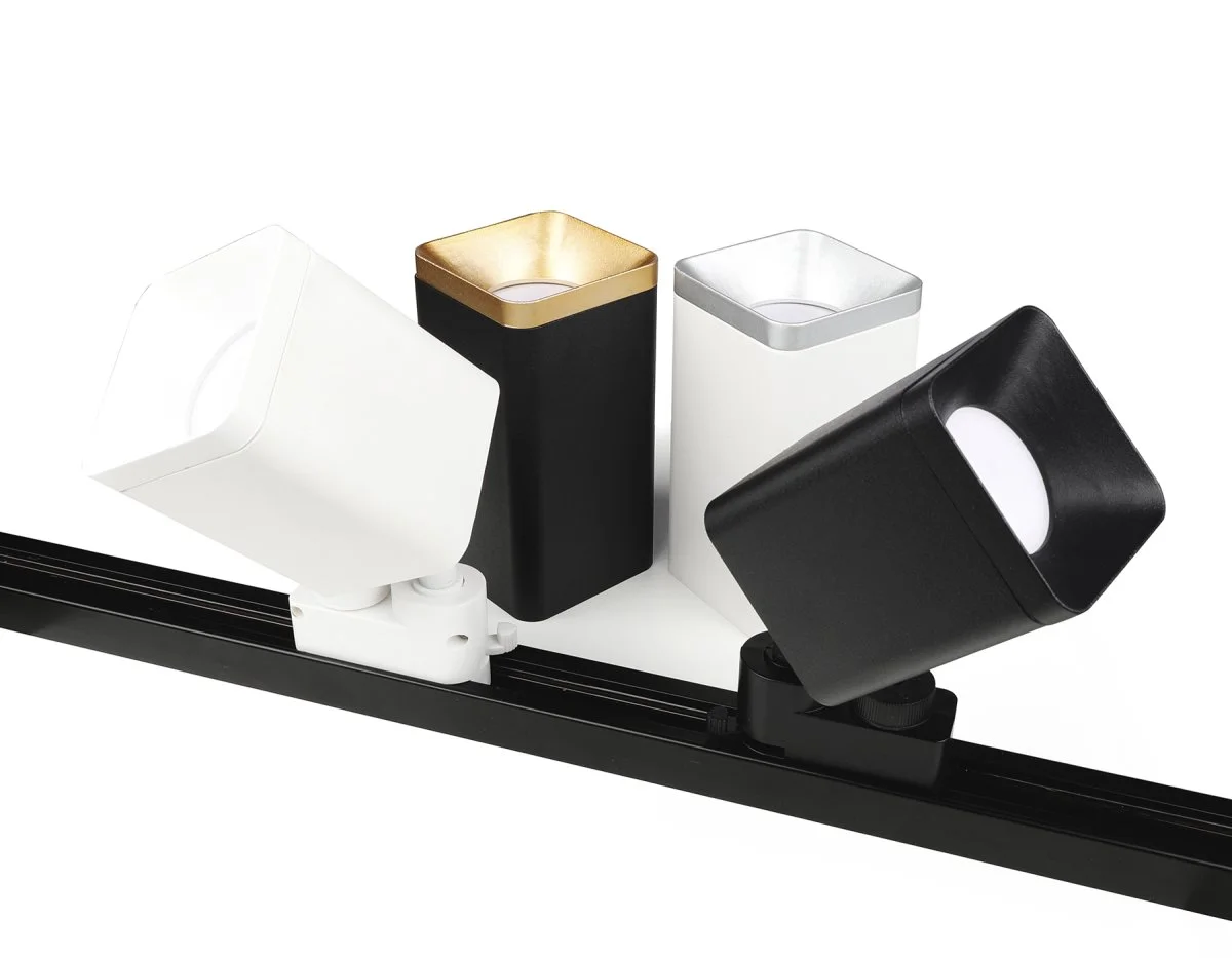 картинка Комплект трекового однофазного светильника XT7812001