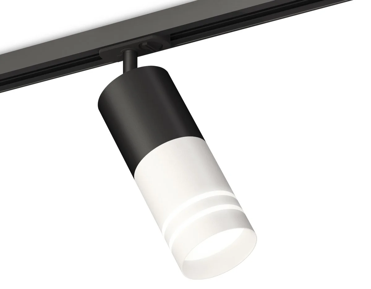 картинка Комплект трекового светильника с акрилом XT7401111