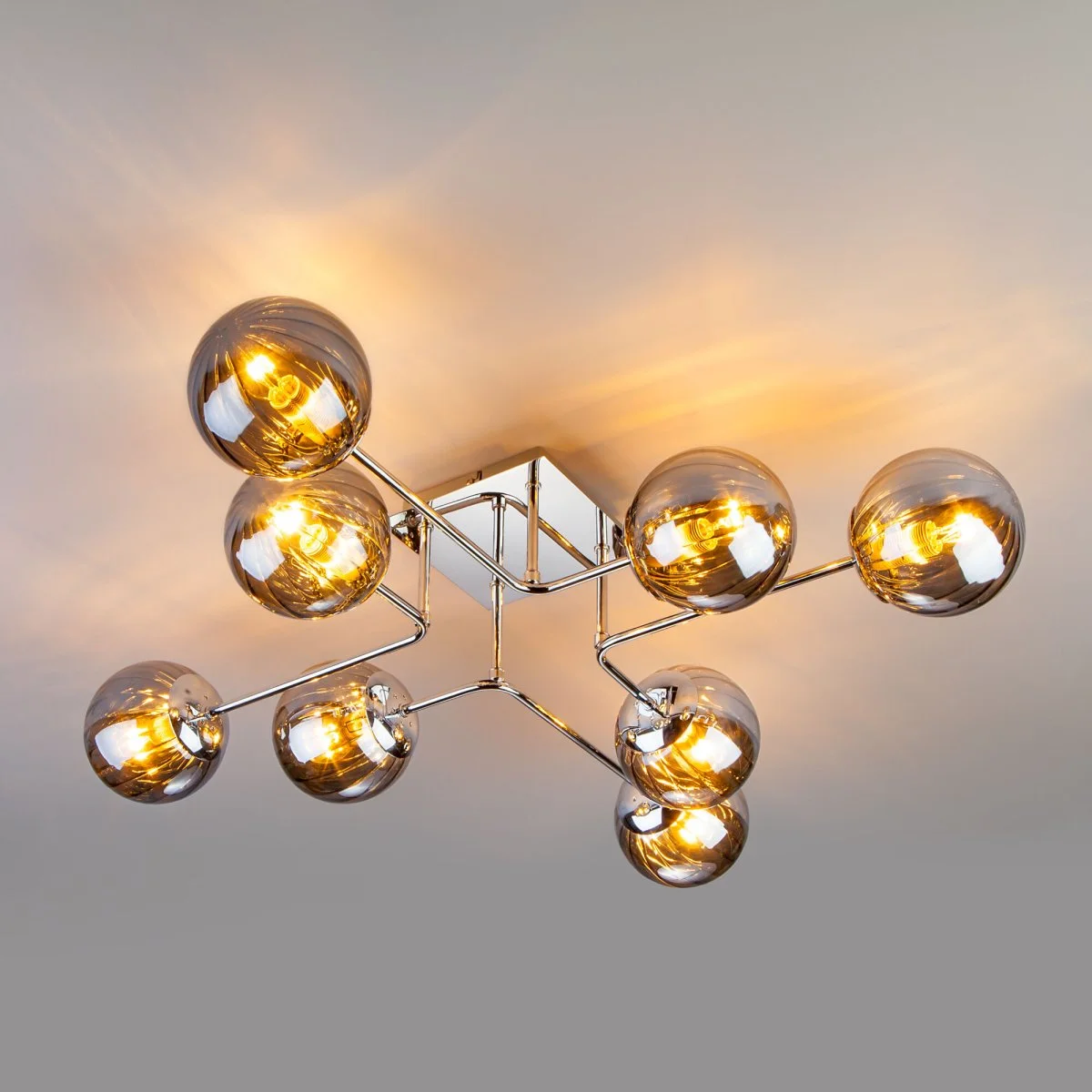 картинка Потолочный светильник с круглыми стеклянными плафонами 30140/8 хром