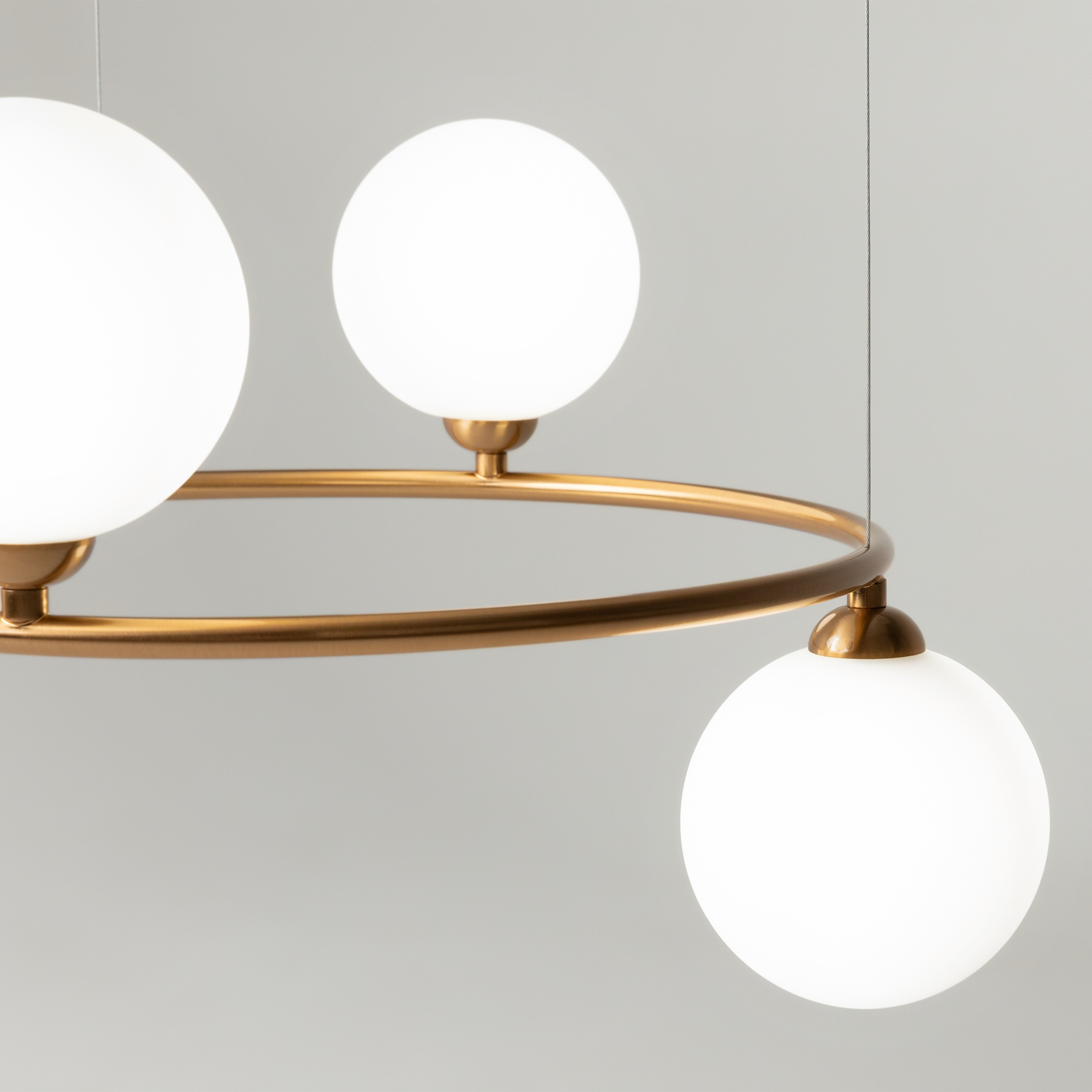 картинка Подвесной светильник Maytoni MOD013PL-04BS1