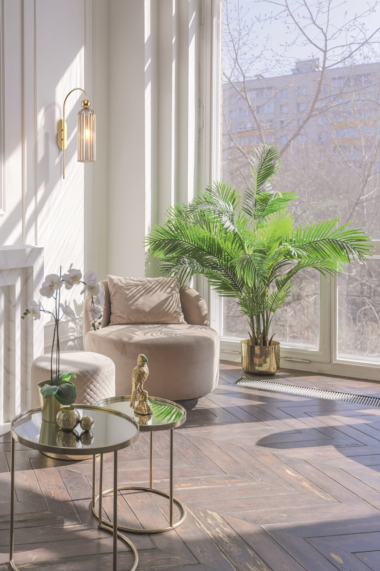 картинка Настенный светильник (бра) Maytoni MOD302WL-01CG