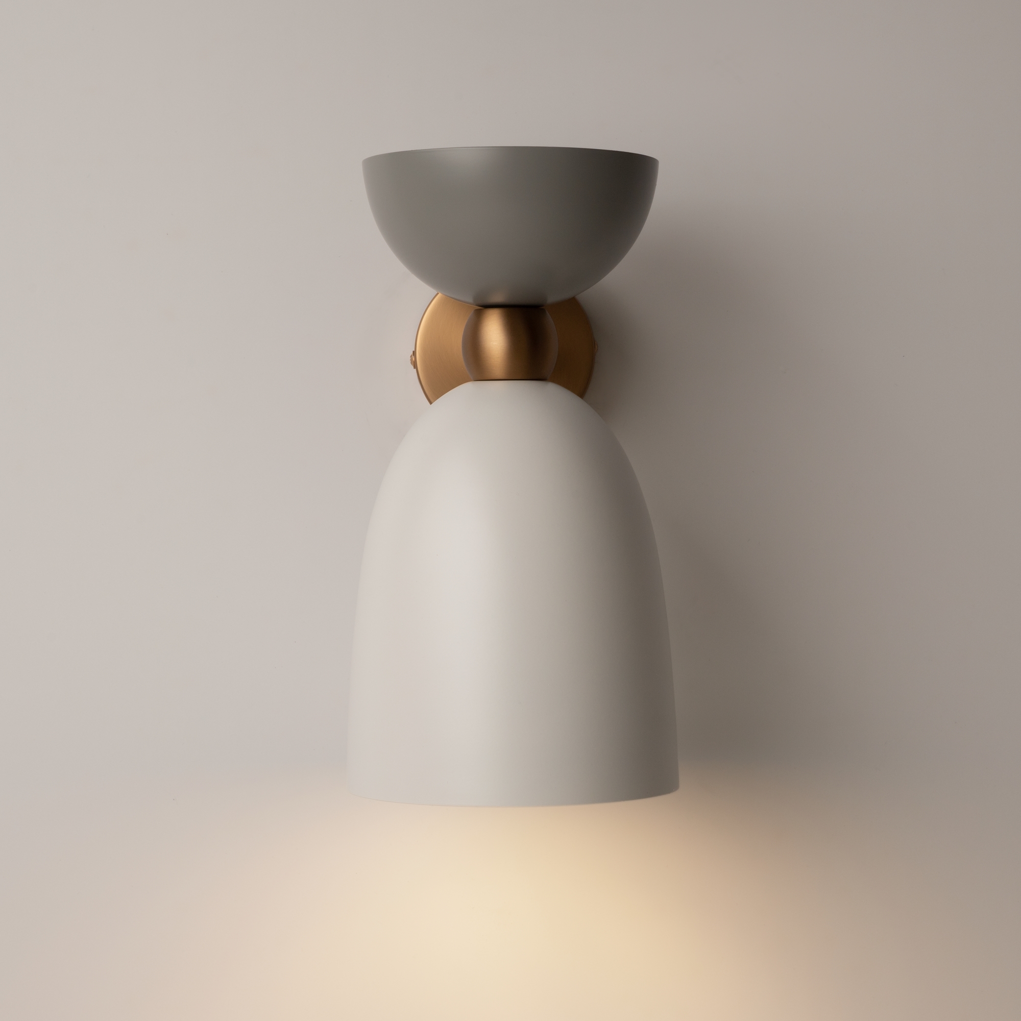 картинка Настенный светильник (бра) Maytoni MOD113WL-01W