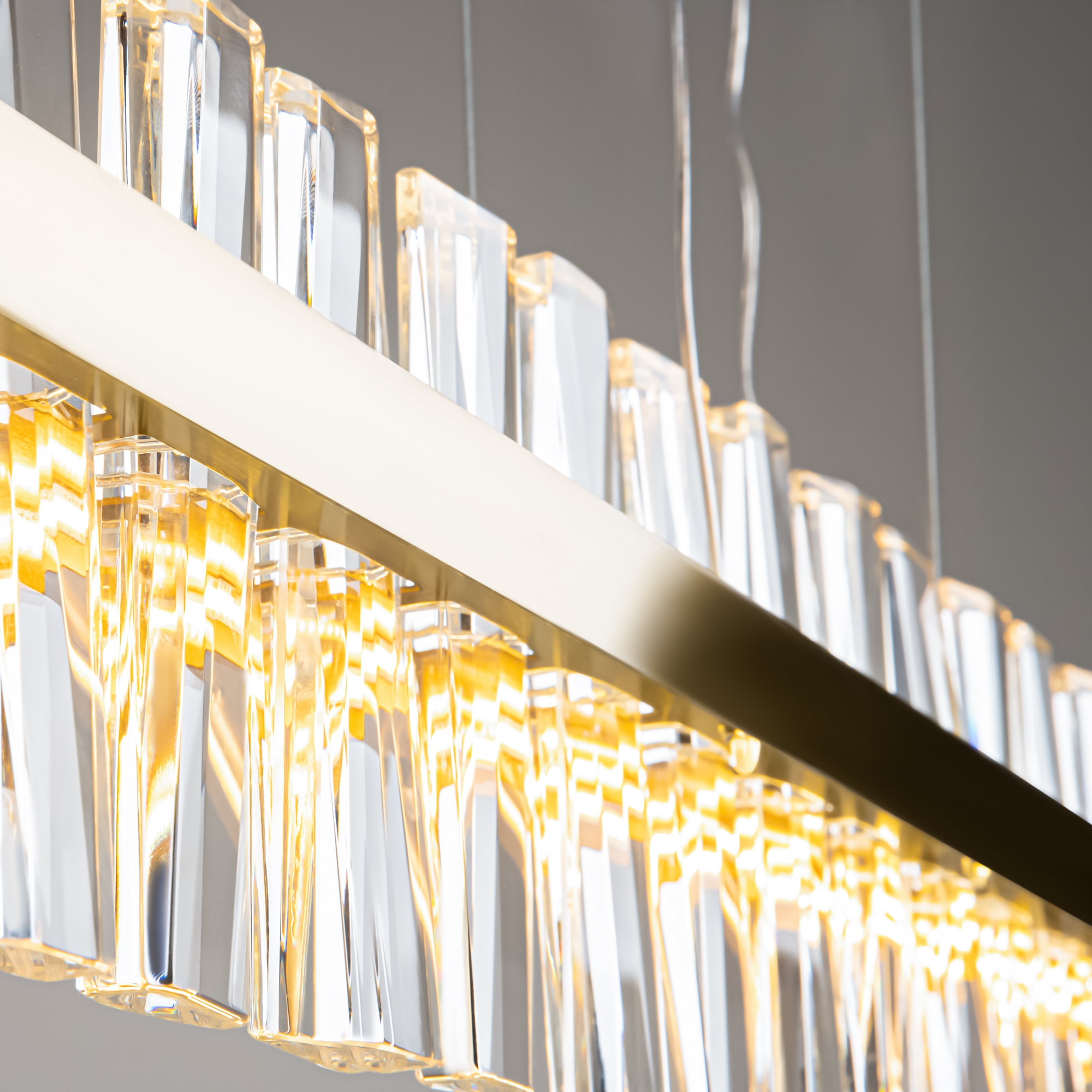 картинка Подвесной светильник Maytoni MOD173PL-L48BS3K