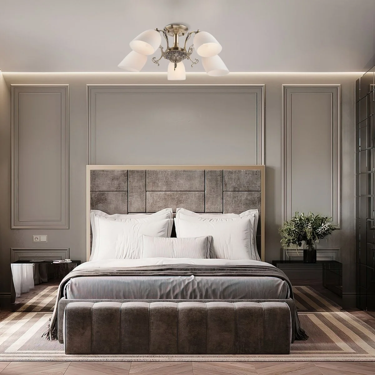 картинка Потолочная люстра со стеклянными плафонами 22010/5 античная бронза