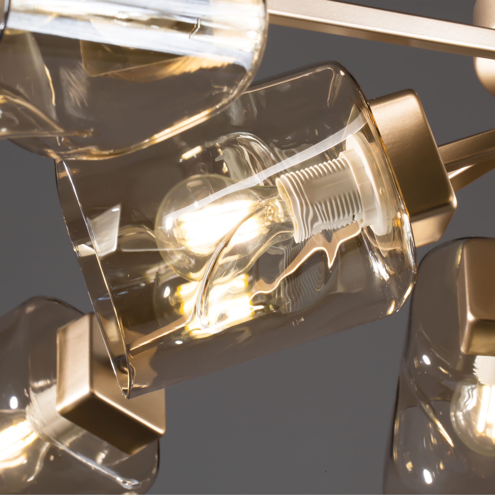 картинка Потолочный светильник Freya FR5095CL-08G