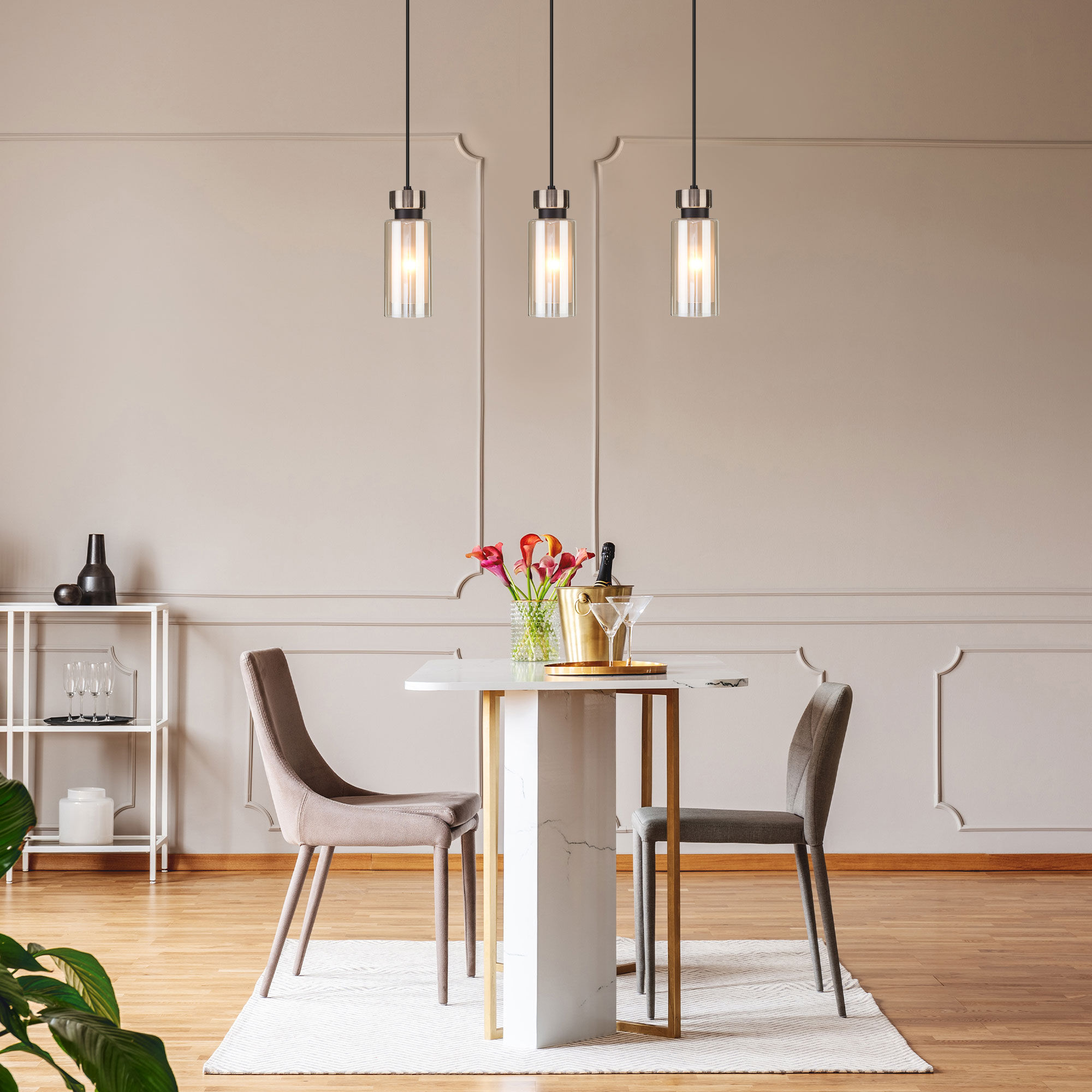 картинка Подвесной светильник со стеклянными плафонами 50115/3 черный