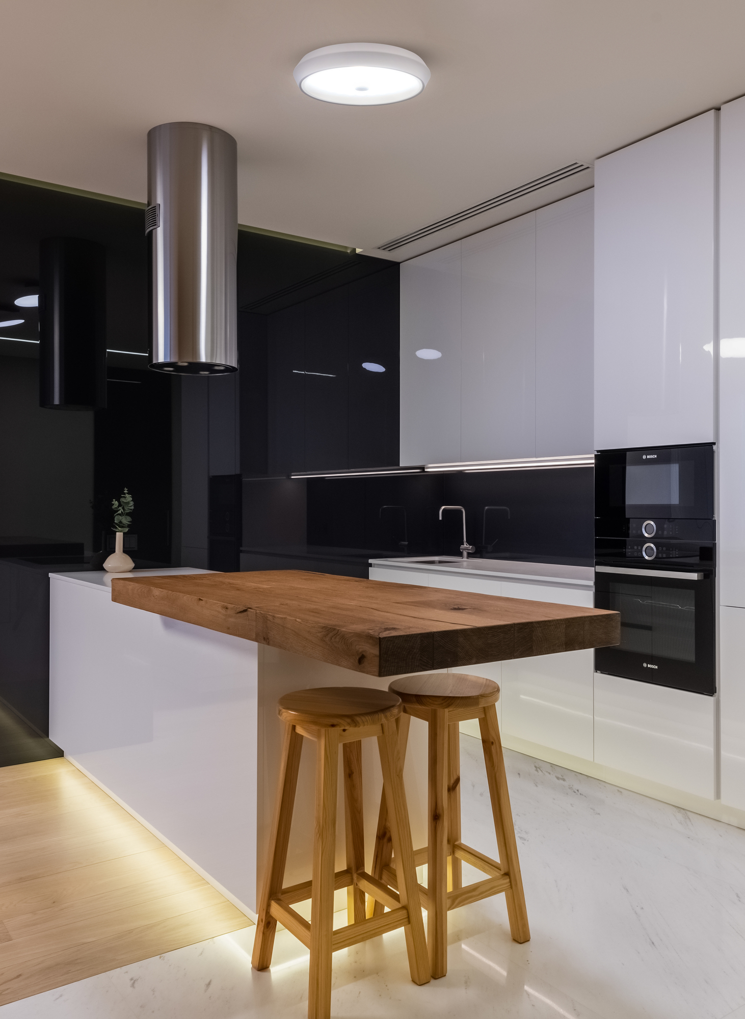 картинка Потолочный светильник Freya FR10012CL-L24W