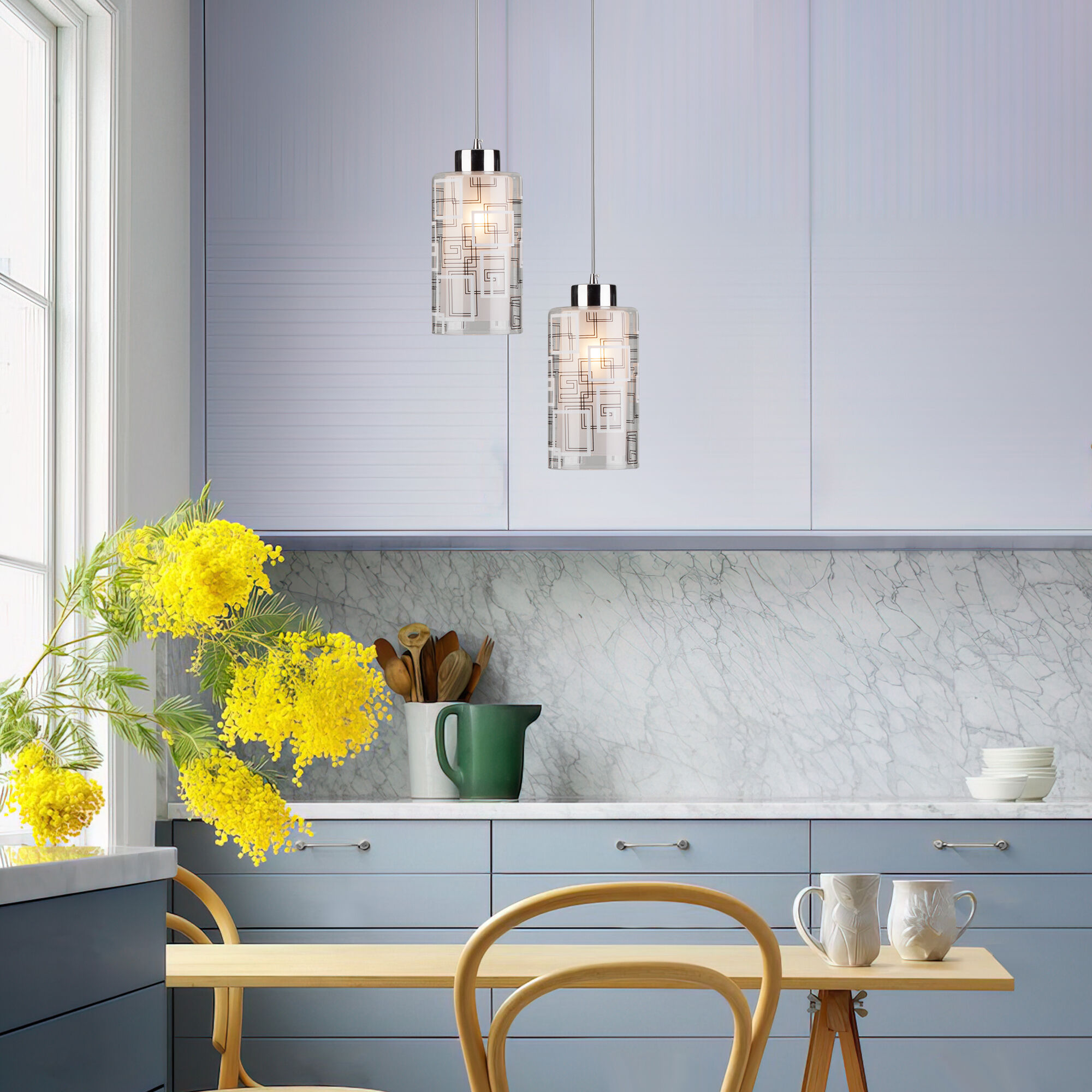 картинка Подвесной светильник с плафоном 50002/1 хром