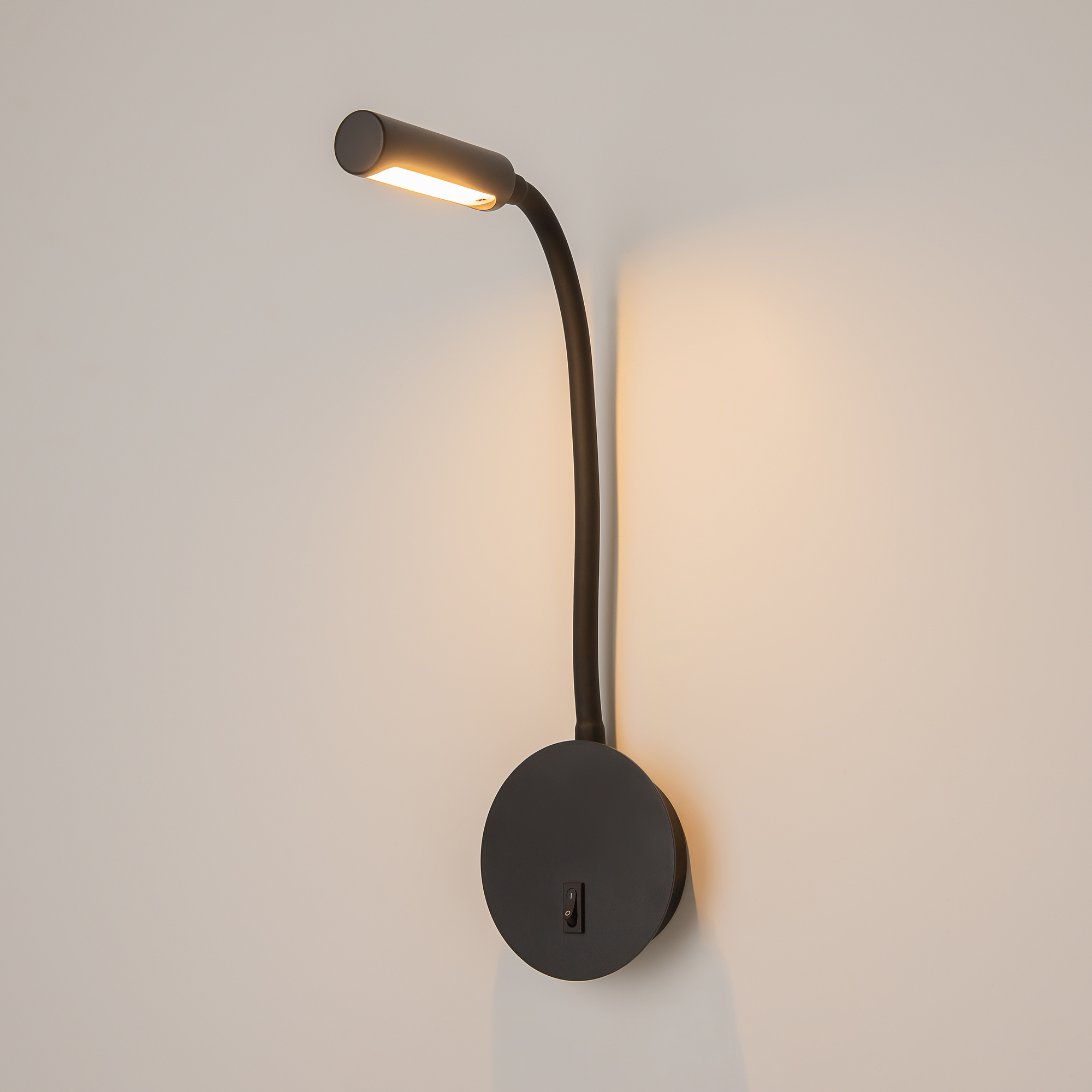 картинка Настенный светильник (бра) Technical C035WL-L3B3K