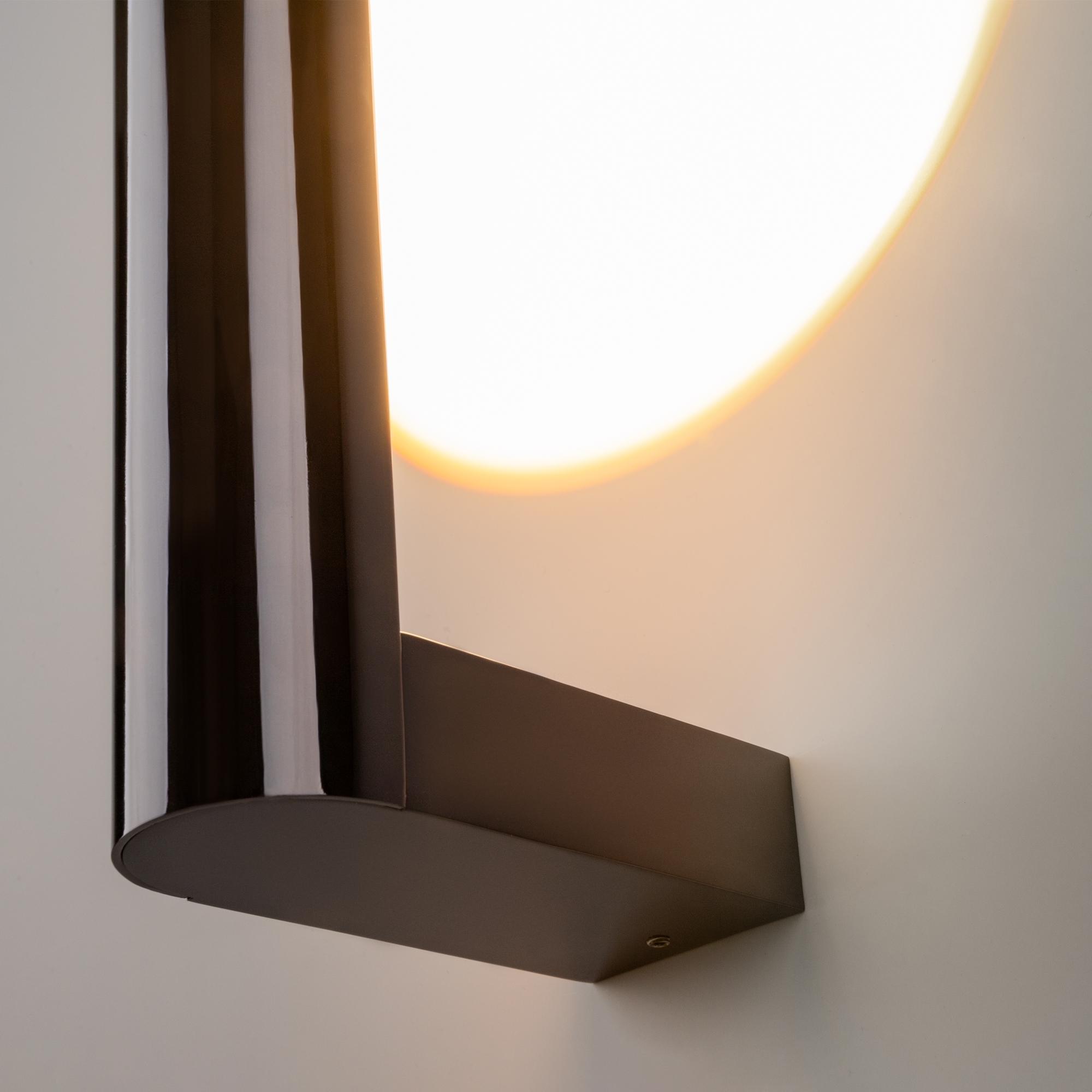 картинка Настенный светильник (бра) Maytoni MOD288WL-L5B3K