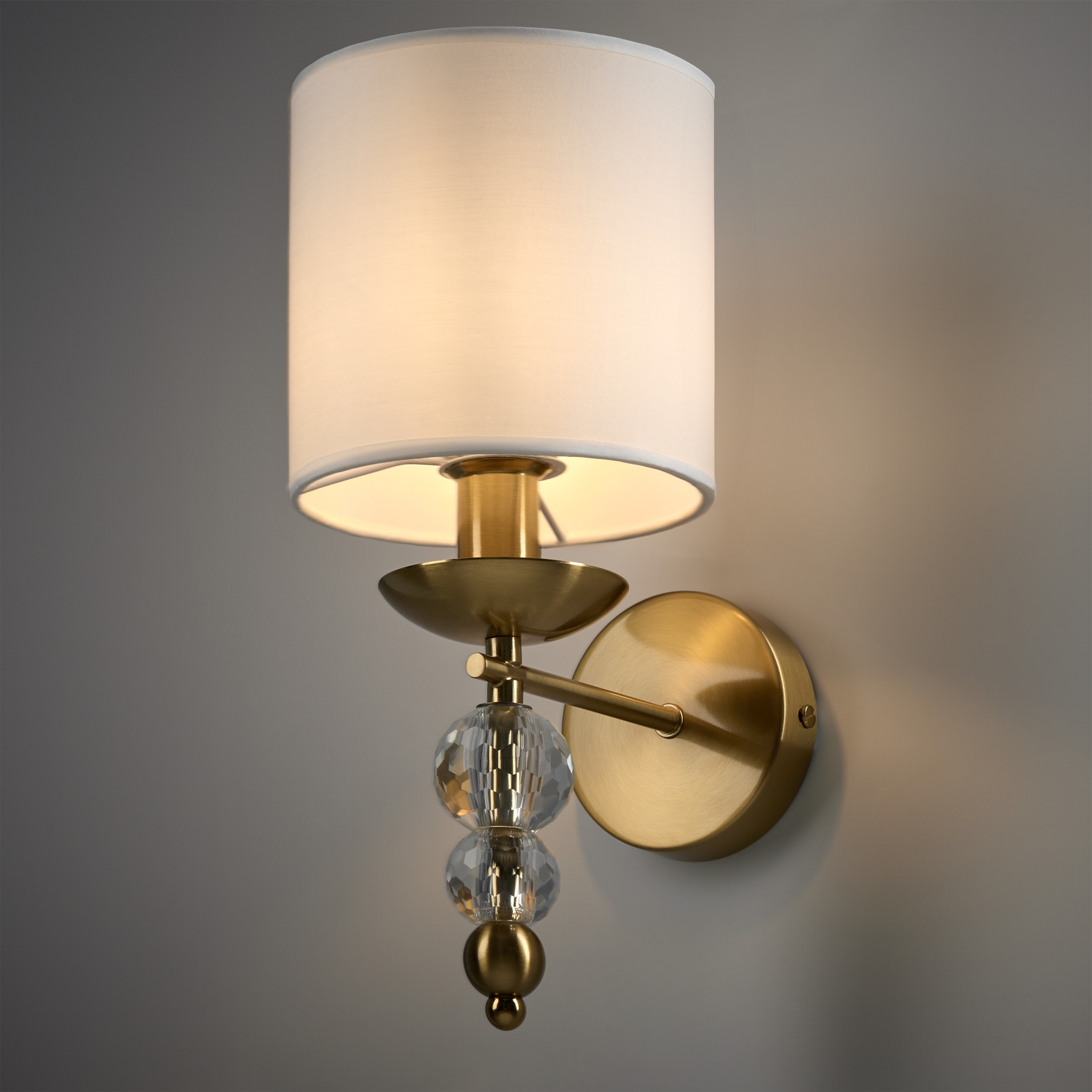 картинка Настенный светильник (бра) Freya FR1009WL-01BS