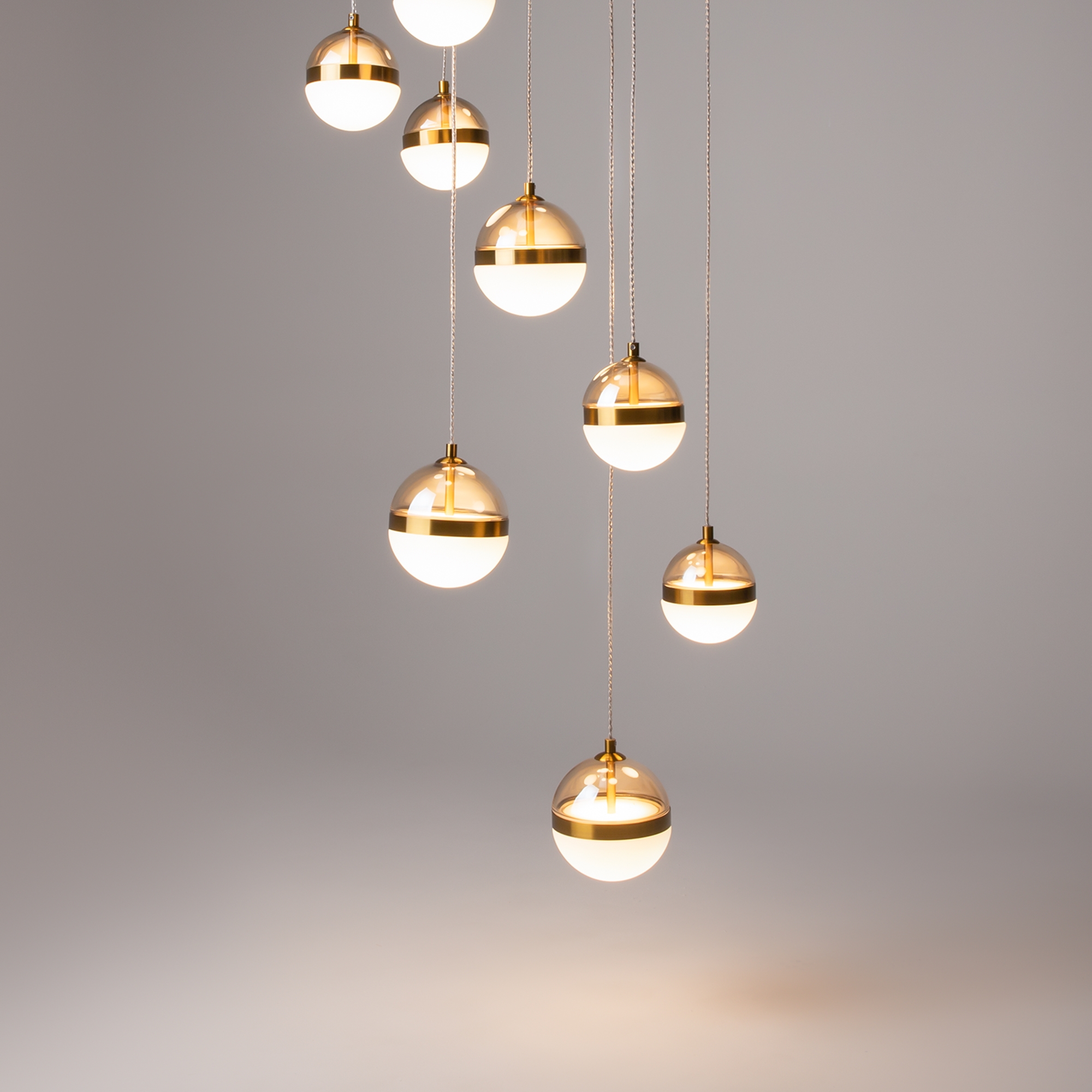 картинка Подвесной светильник Maytoni MOD295PL-L120BBS3K