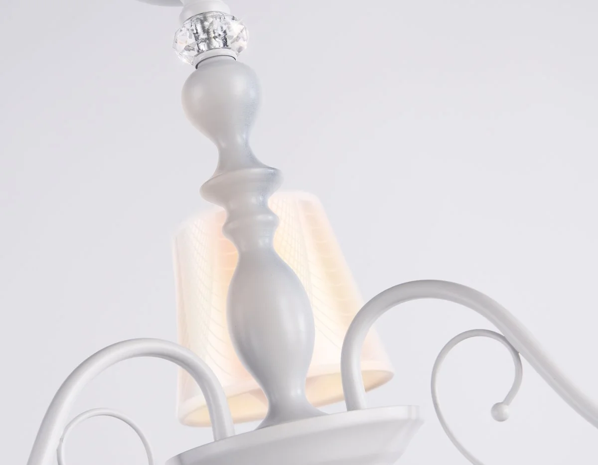 картинка Подвесная люстра с абажуром и хрусталем TR4601