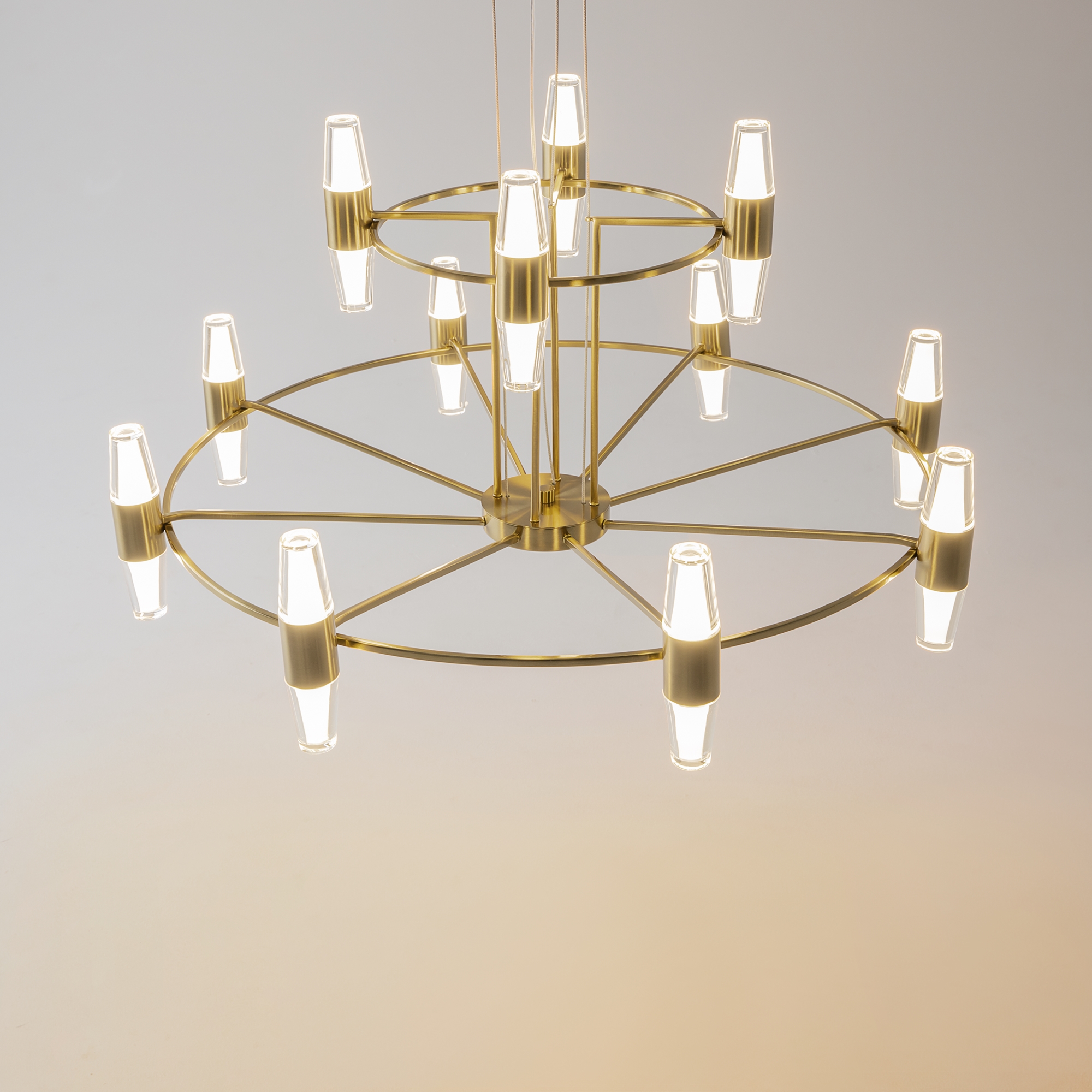 картинка Подвесной светильник Maytoni MOD401PL-L72BS3K