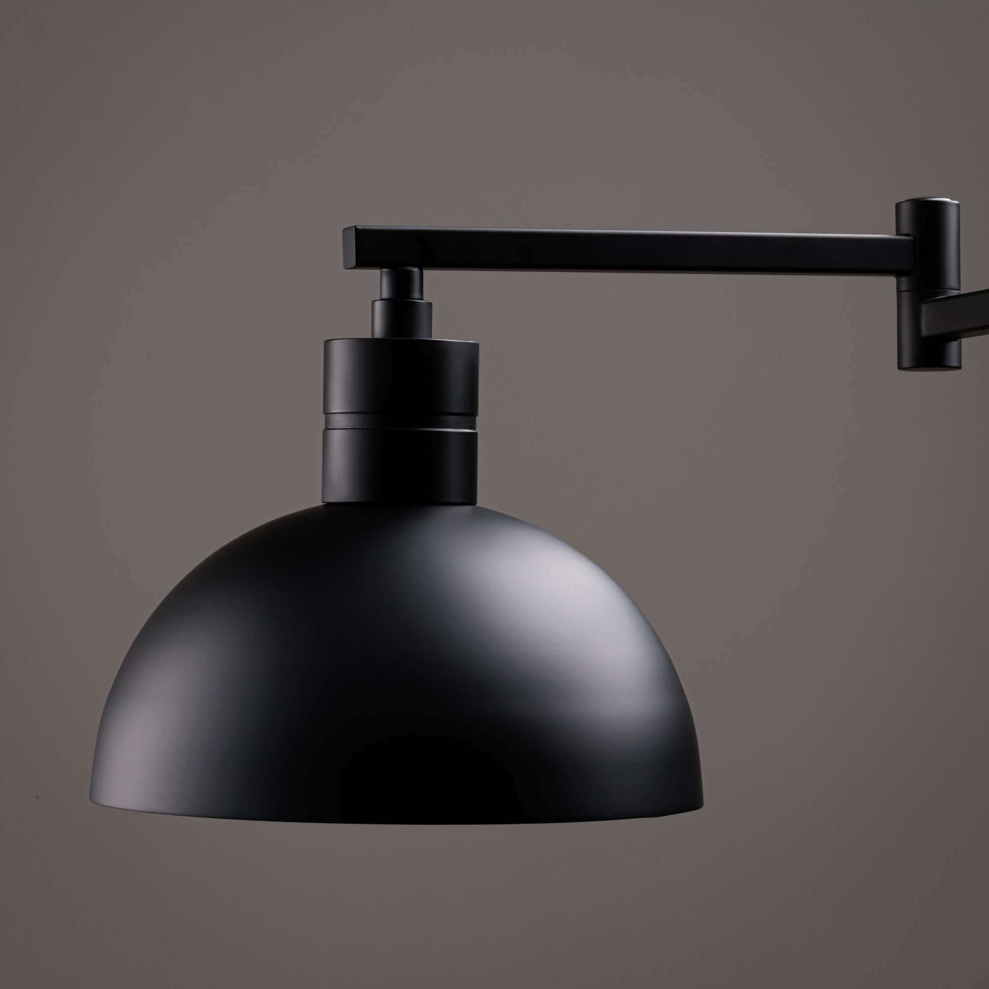 картинка Настенный светильник (бра) Freya FR5290WL-01B