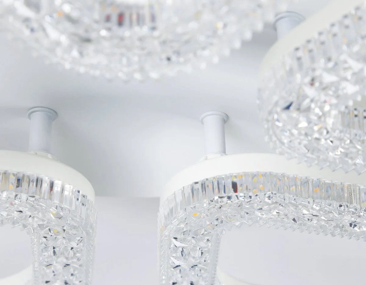 картинка Потолочный светодиодный светильник с RGB подсветкой и пультом