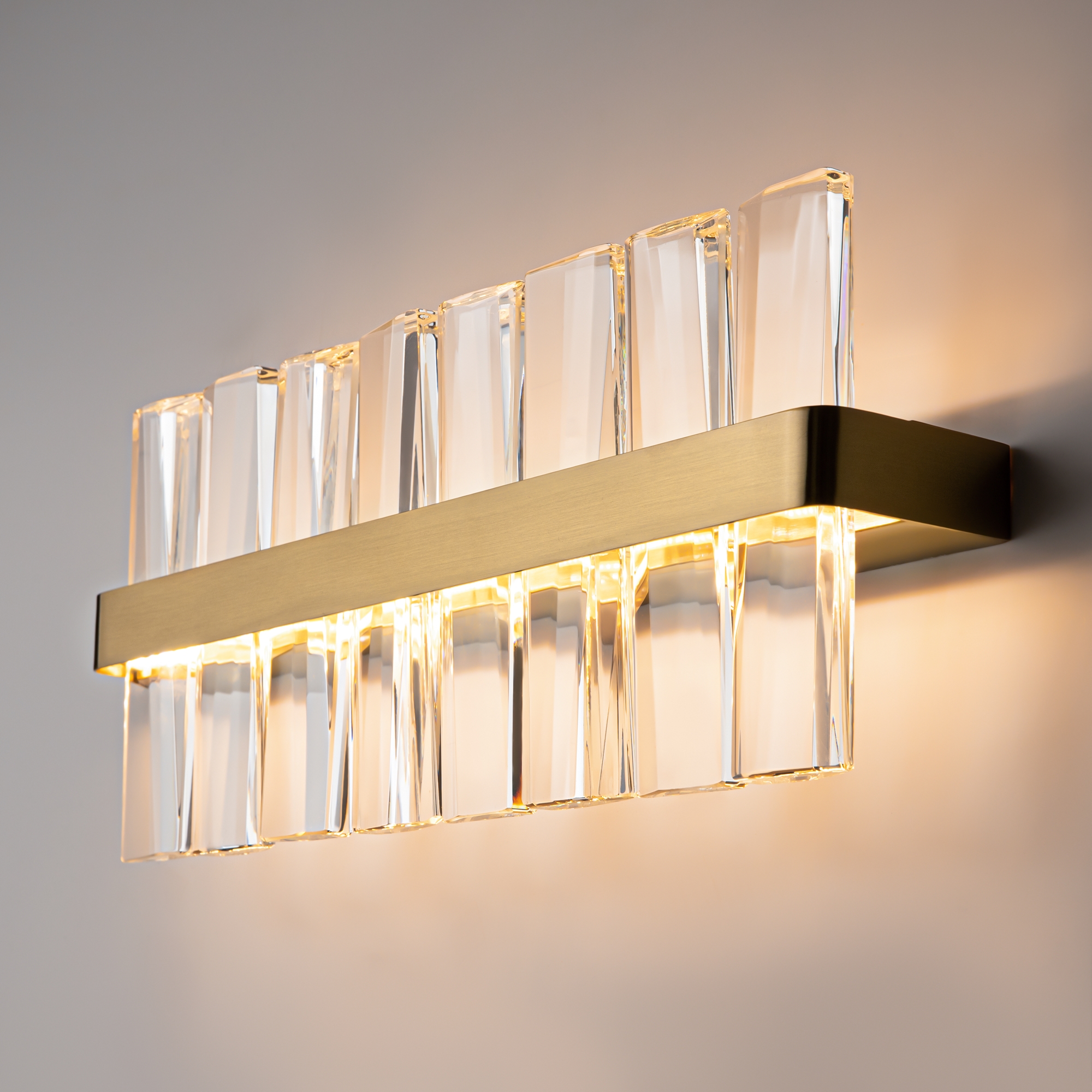 картинка Настенный светильник (бра) Maytoni MOD173WL-L15BS3K