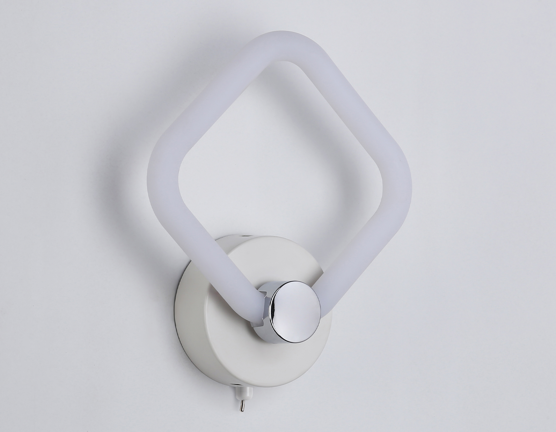 картинка Светодиодный настенный светильник с выключателем на корпусе  FA3871