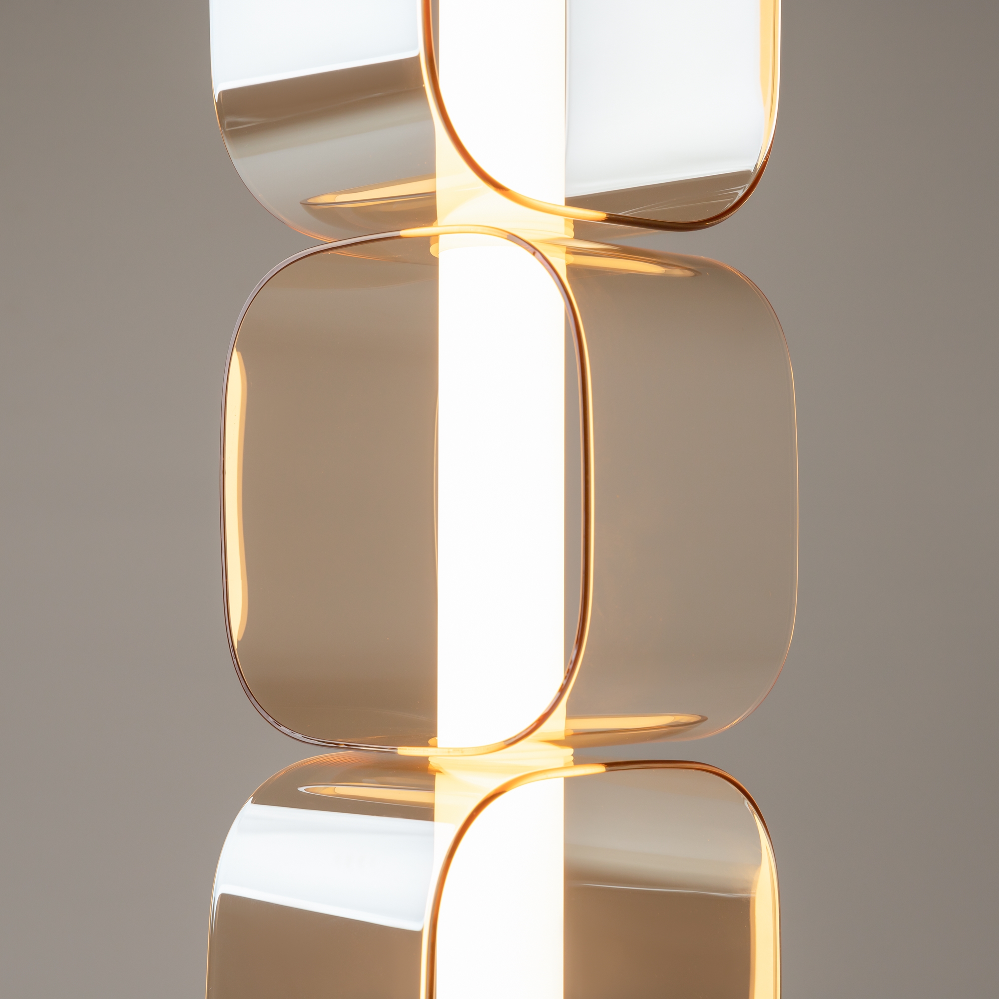 картинка Подвесной светильник Maytoni MOD381PL-L30B3K