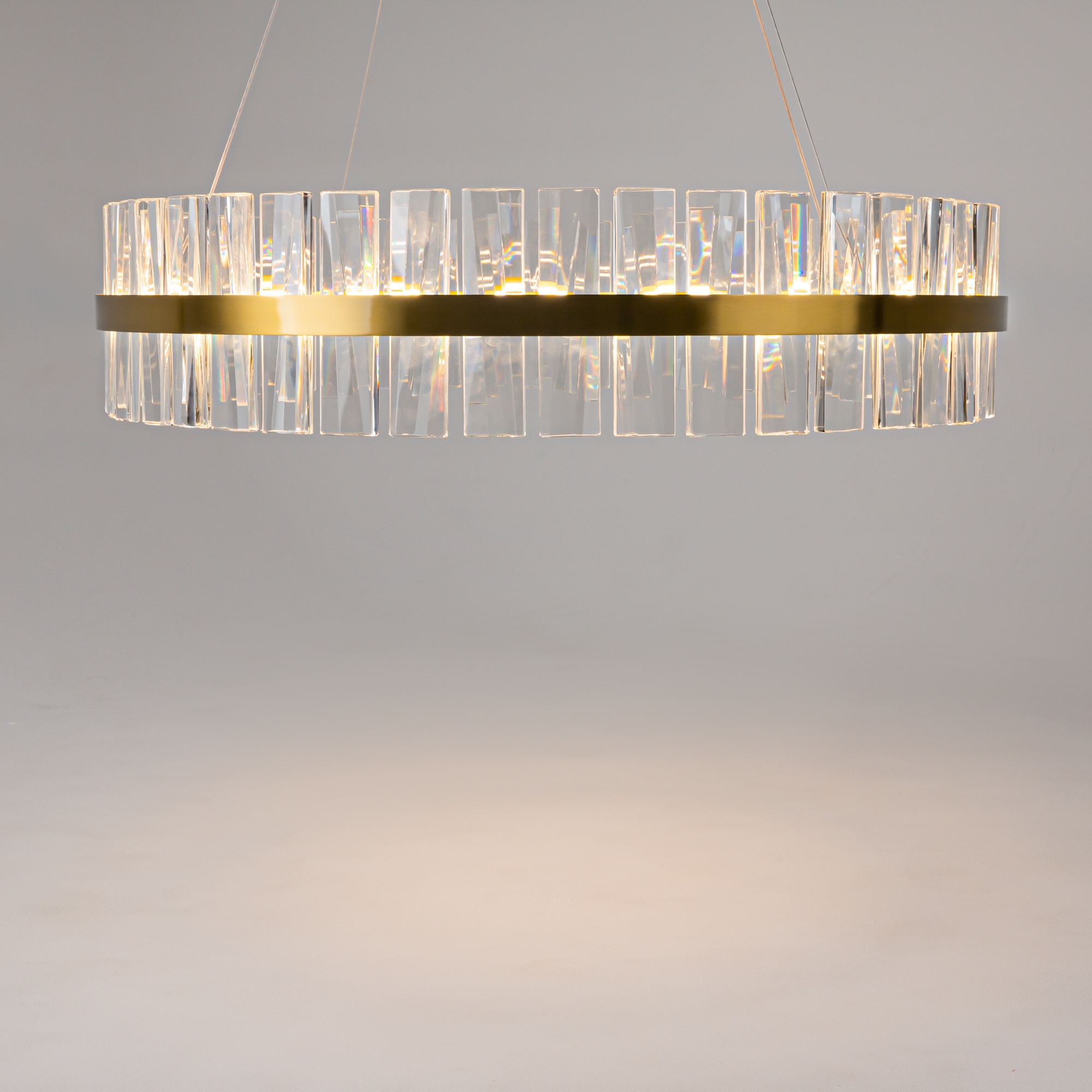 картинка Подвесной светильник Maytoni MOD173PL-L60BS3K