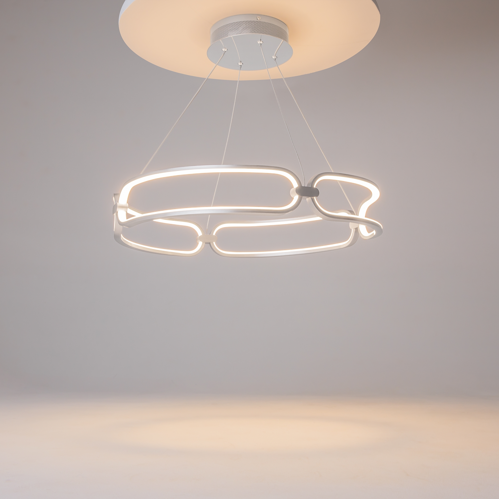 картинка Подвесной светильник Maytoni MOD017PL-L50N