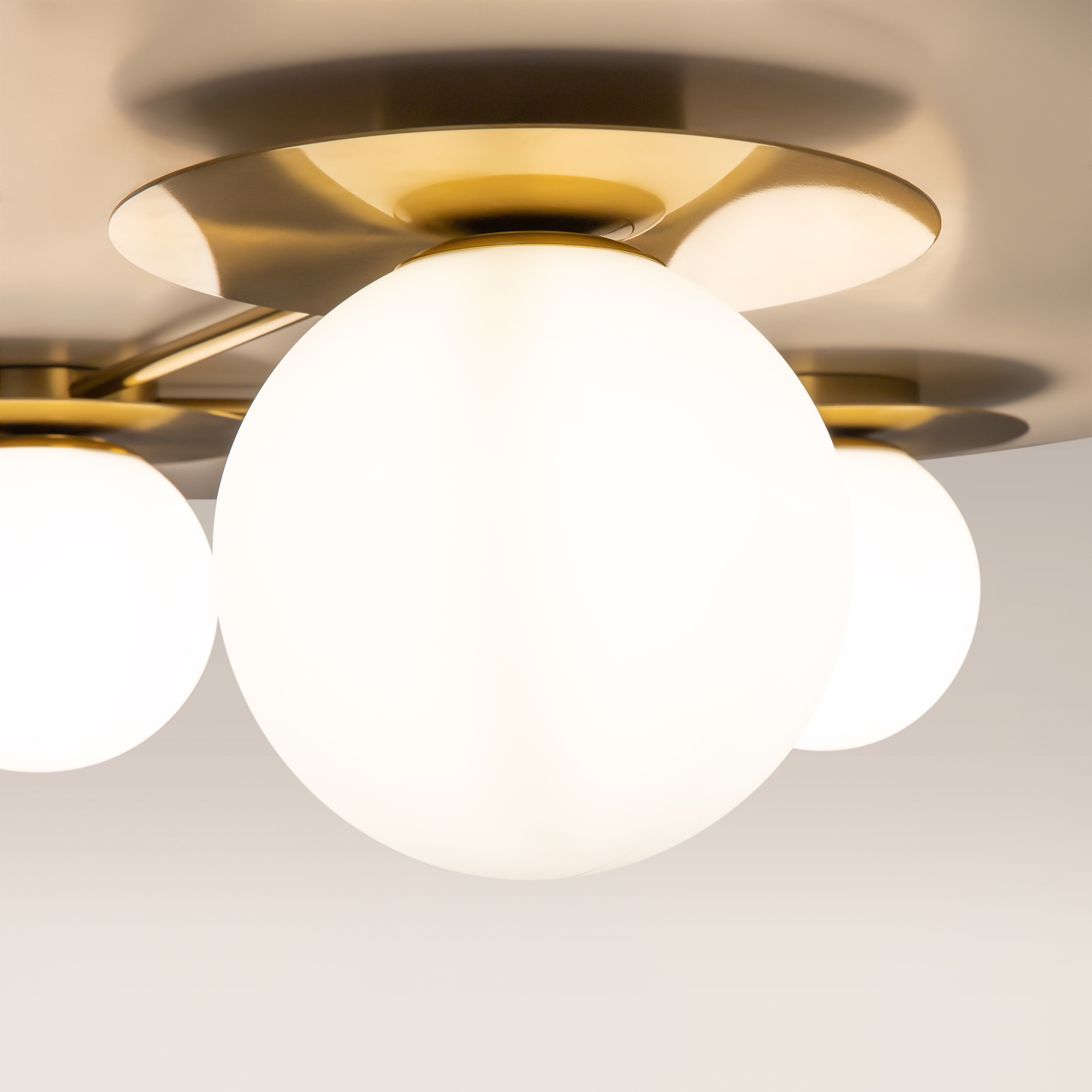 картинка Потолочный светильник Maytoni MOD291CL-04BS