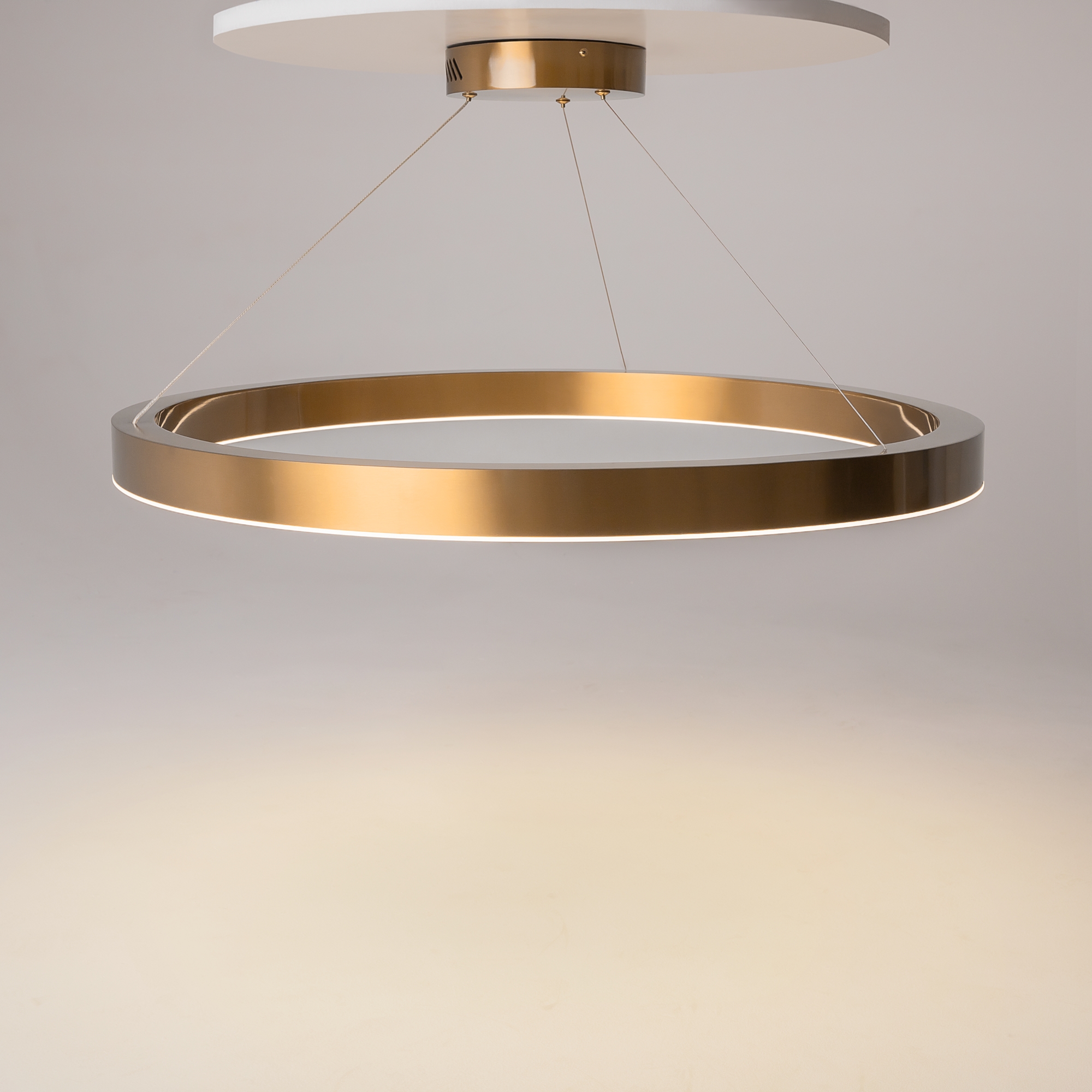 картинка Подвесной светильник Maytoni MOD415PL-L60BS4K