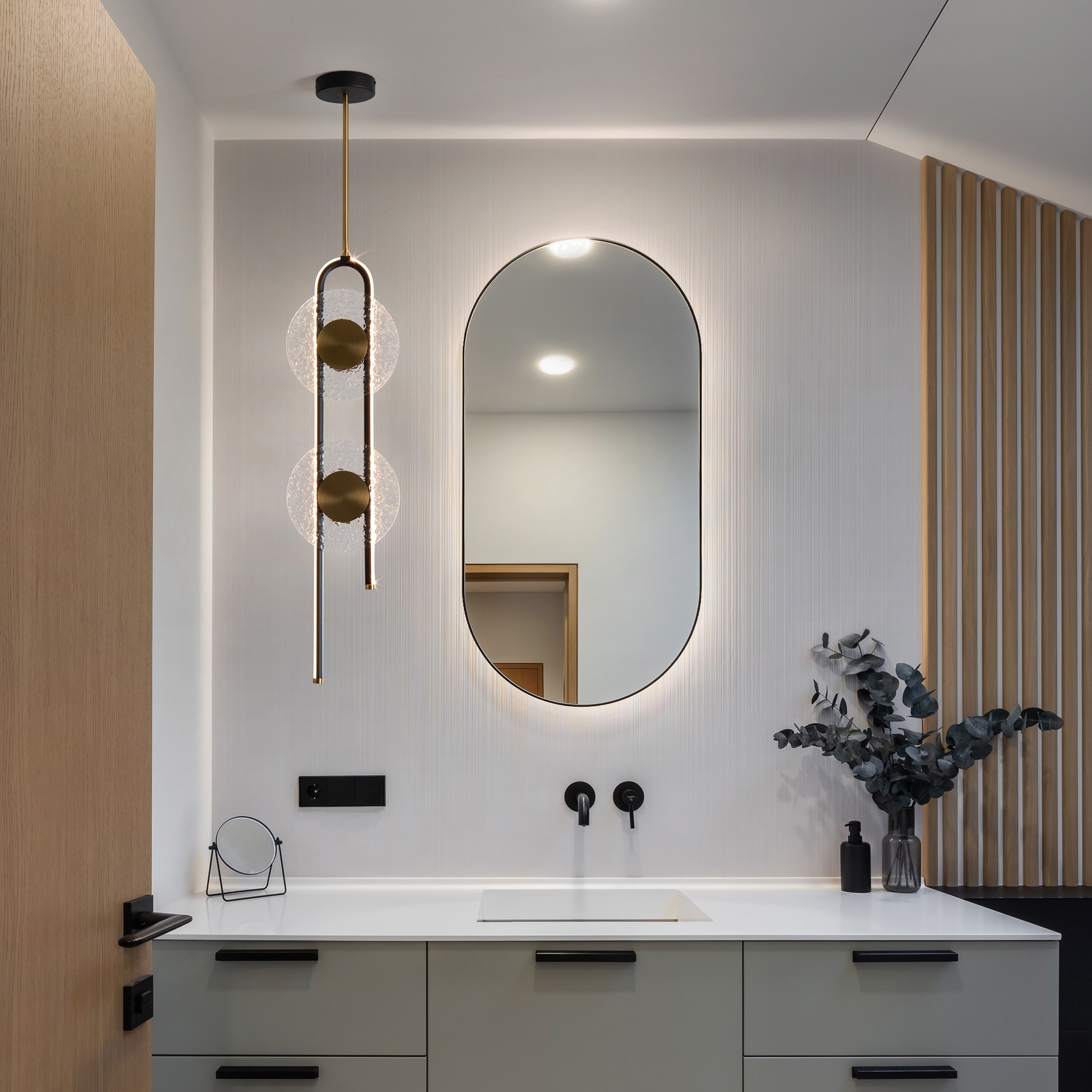 картинка Настенный светильник (бра) Freya FR6173WL-L12B