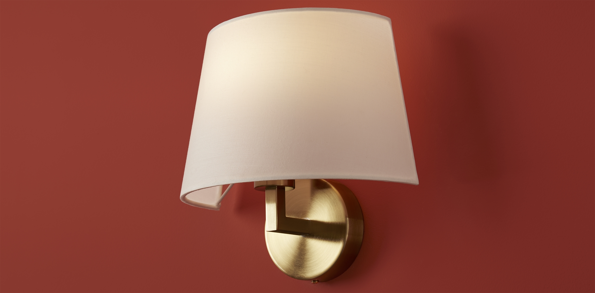 картинка Настенный светильник (бра) Freya FR2042WL-01BS