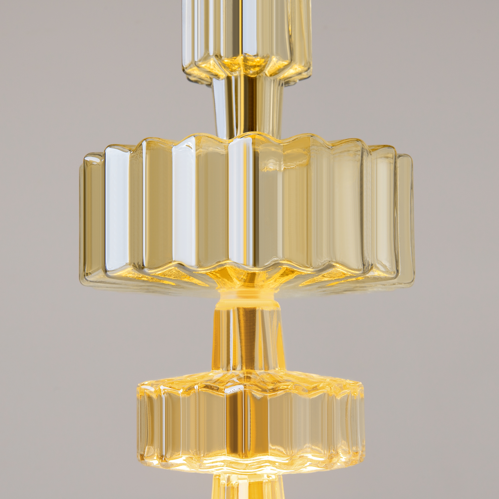 картинка Подвесной светильник Maytoni MOD253PL-L18BS3K3