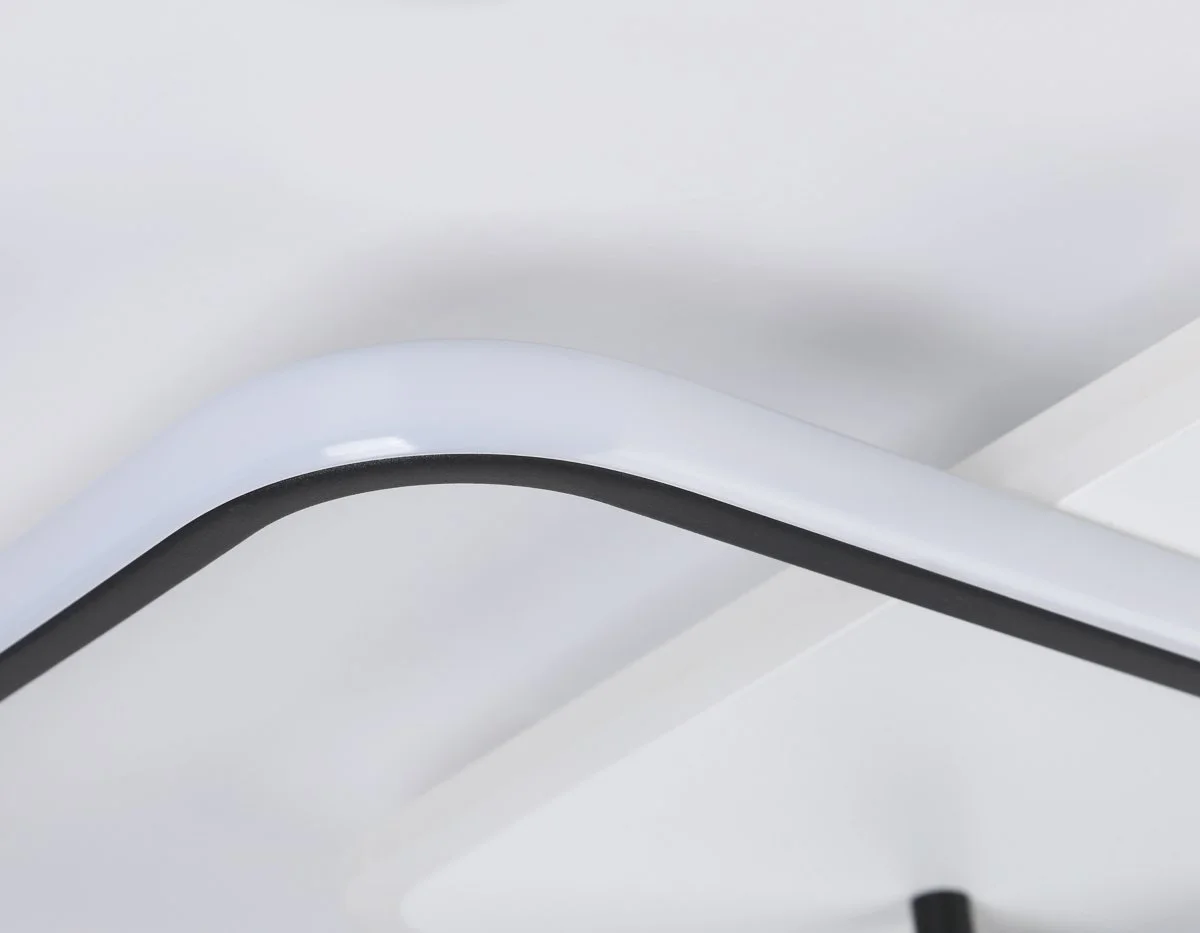 картинка Настенно-потолочный светодиодный светильник с пультом