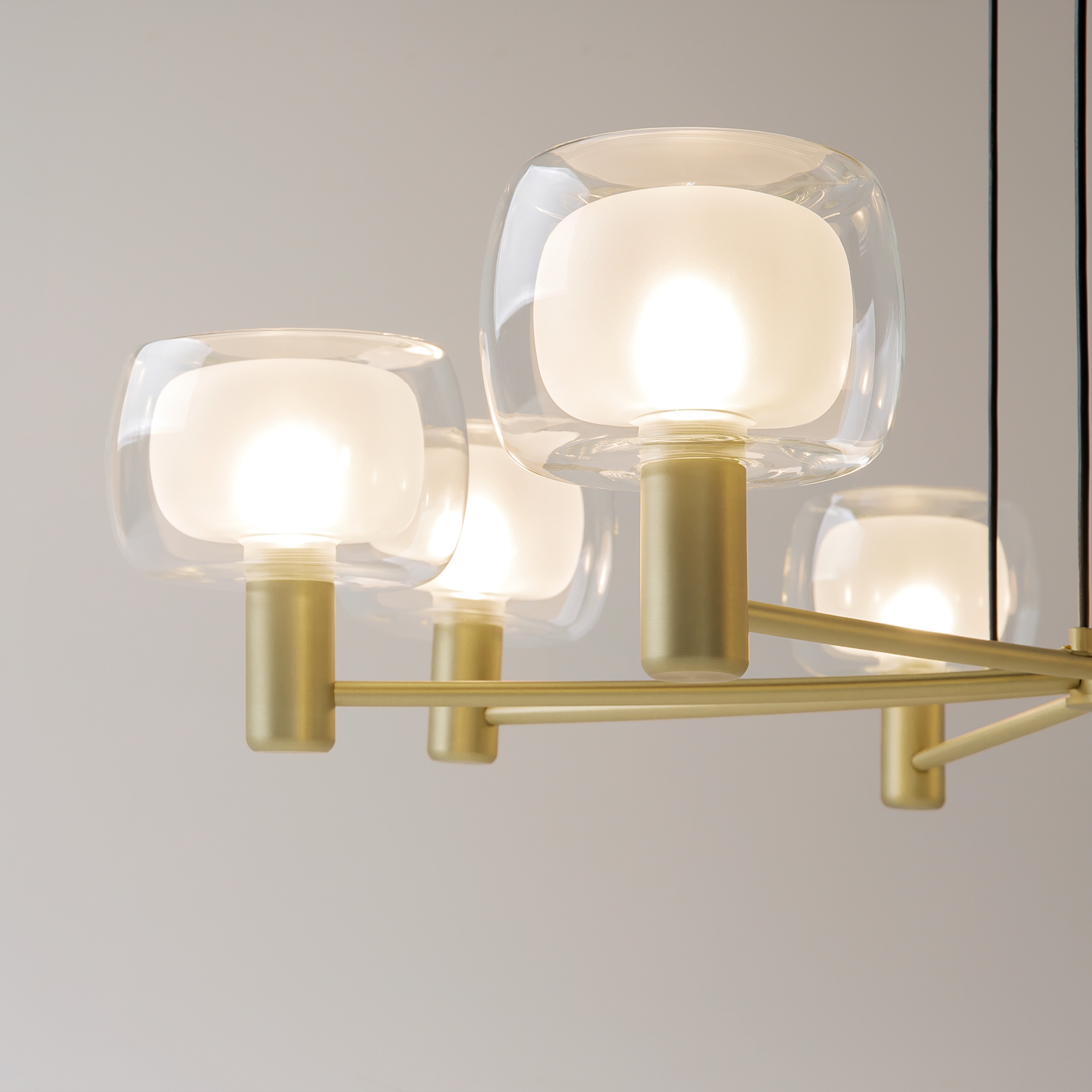 картинка Подвесной светильник Maytoni MOD411PL-08G