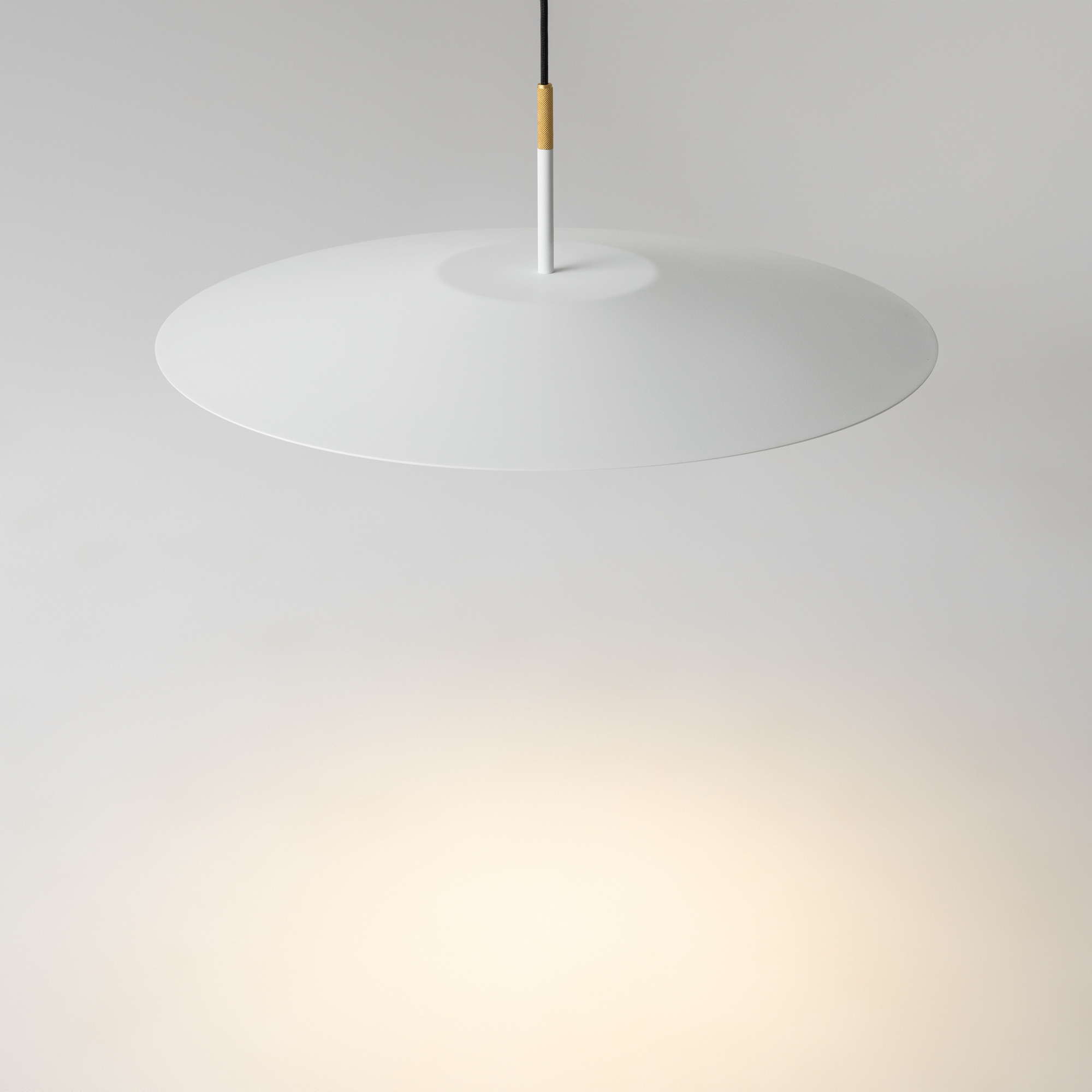 картинка Подвесной светильник Maytoni MOD041PL-L15W3K1