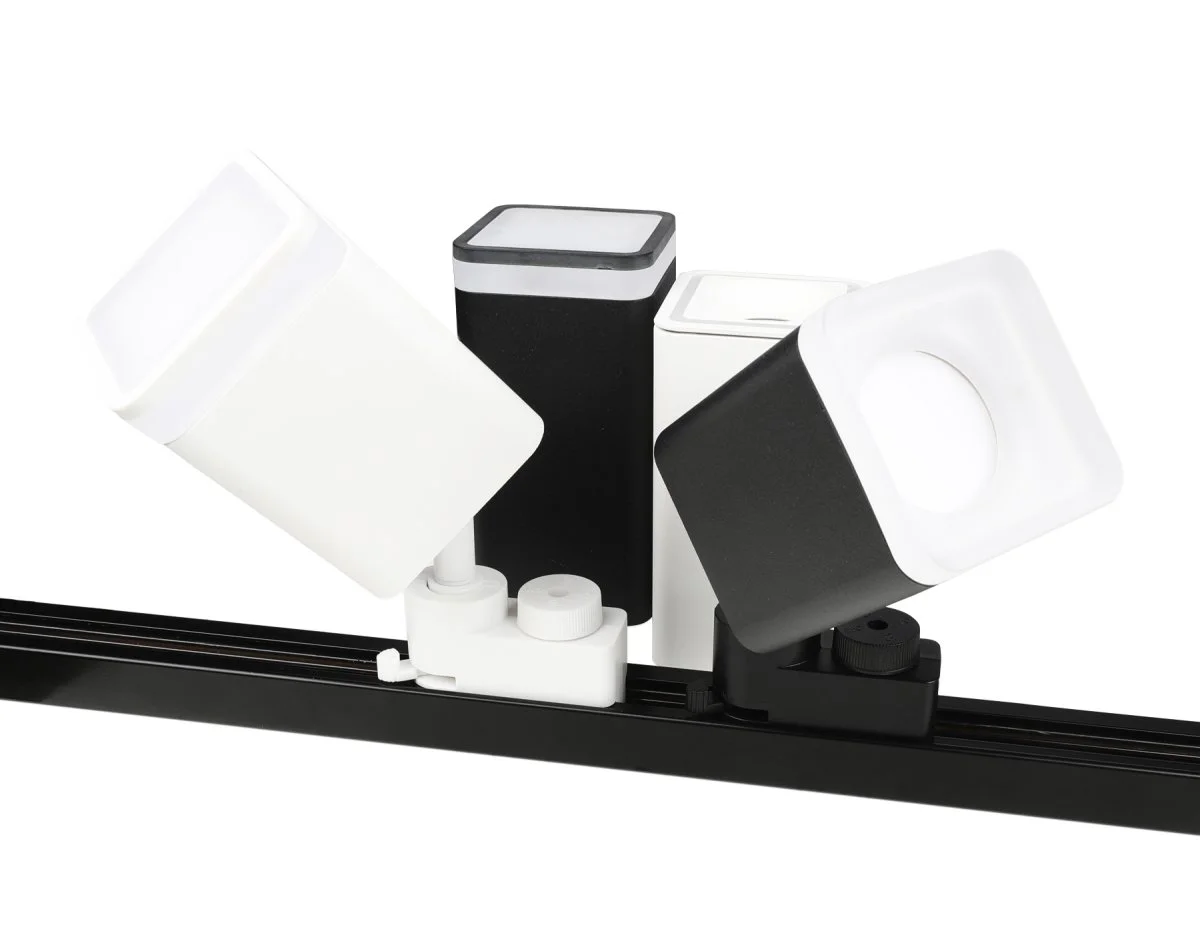 картинка Комплект трекового однофазного светильника XT7812021