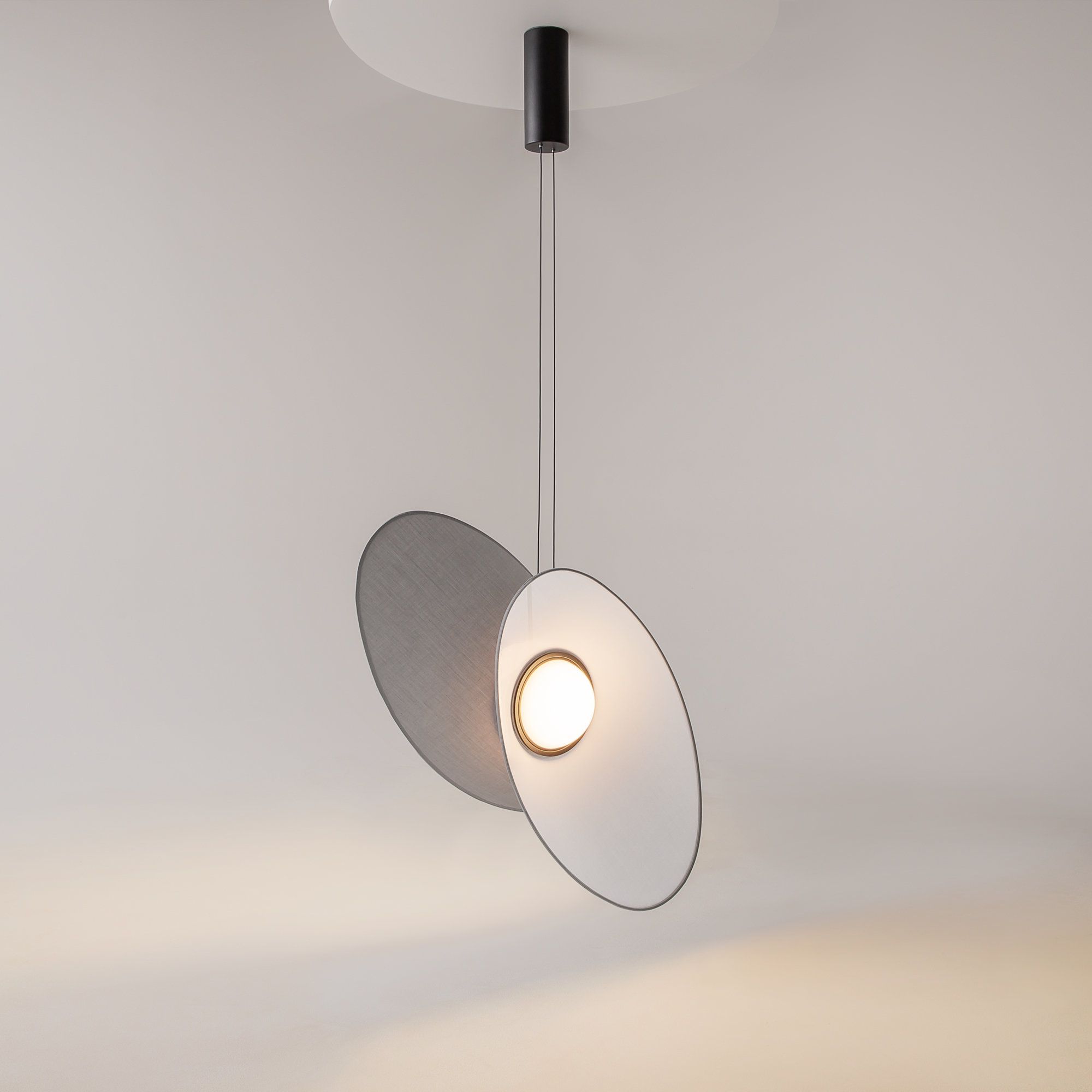 картинка Подвесной светильник Maytoni MOD396PL-L10GR3K